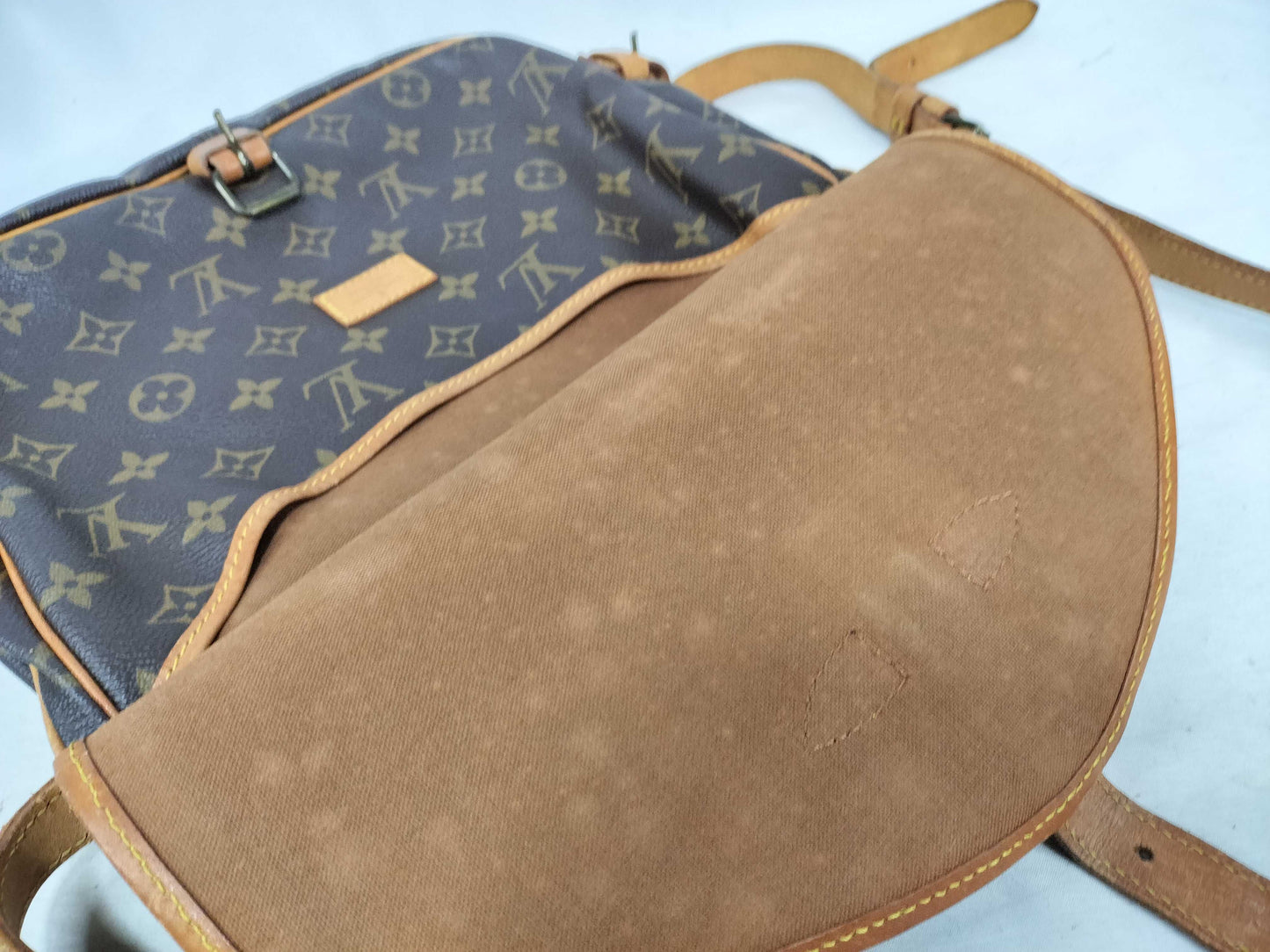 LOUIS VUITTON M42254 Monogram Saumur 35 M42254 VI883 Shoulder Bag