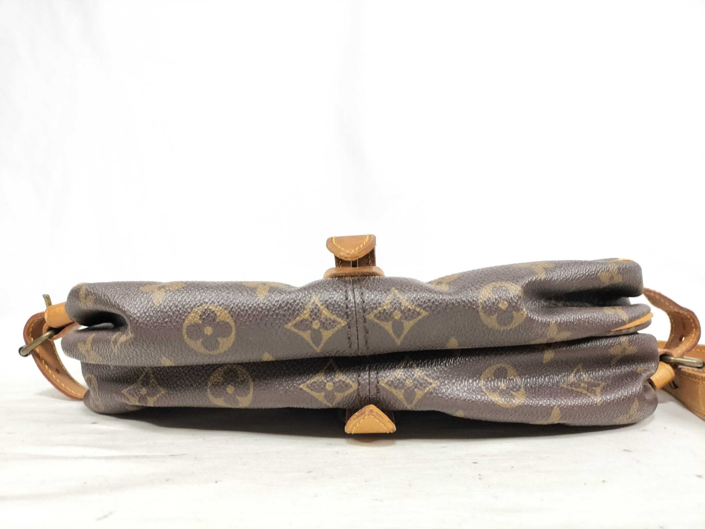 LOUIS VUITTON M42254 Monogram Saumur 35 M42254 VI883 Shoulder Bag