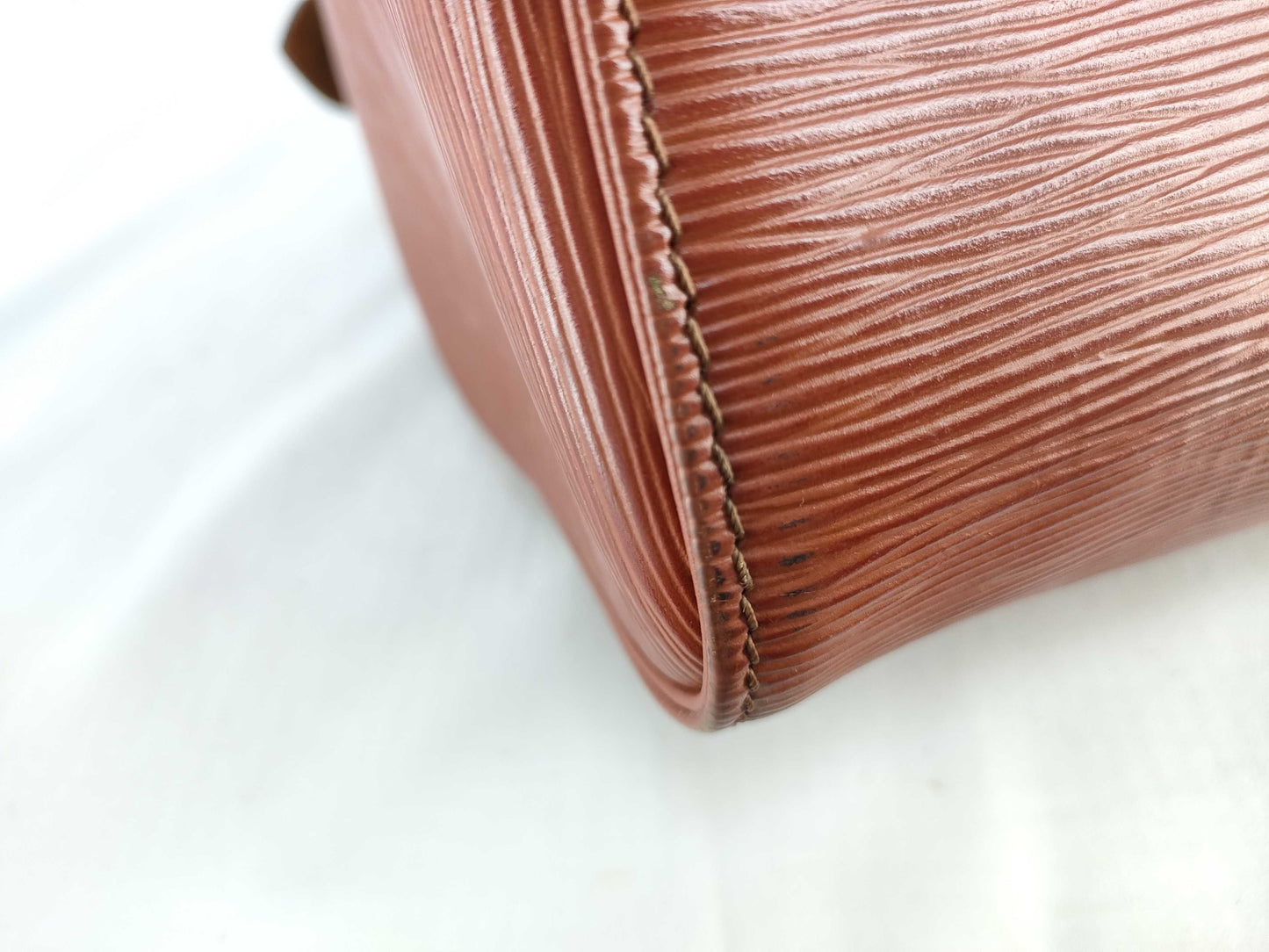 LOUIS VUITTON M43003 Epi Louis Vuitton Speedy 30 M43003 VI0965 Handbag