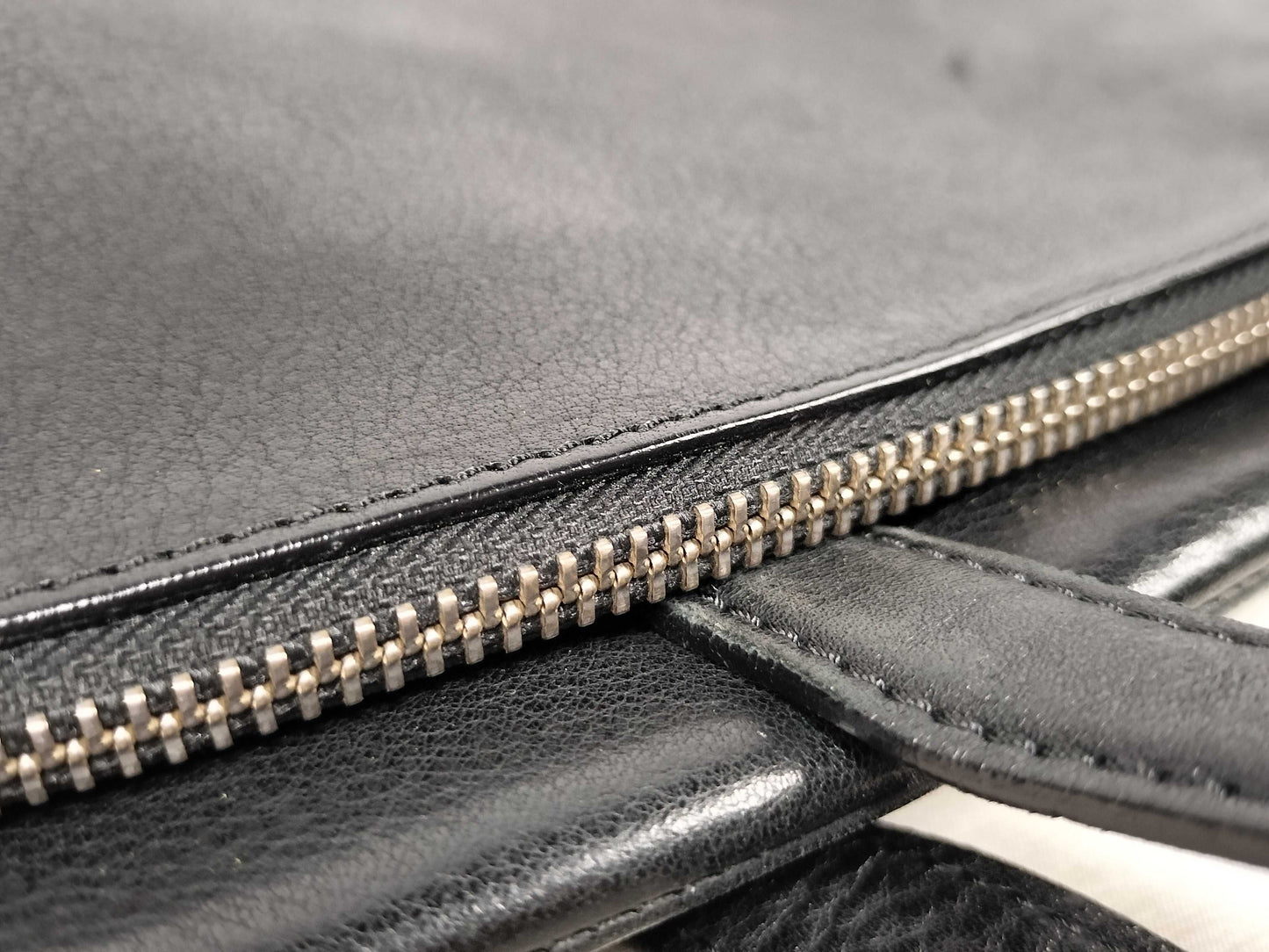 Maison Margiela 4-Stitch Leather Shoulder Bag Black Shoulder Bag