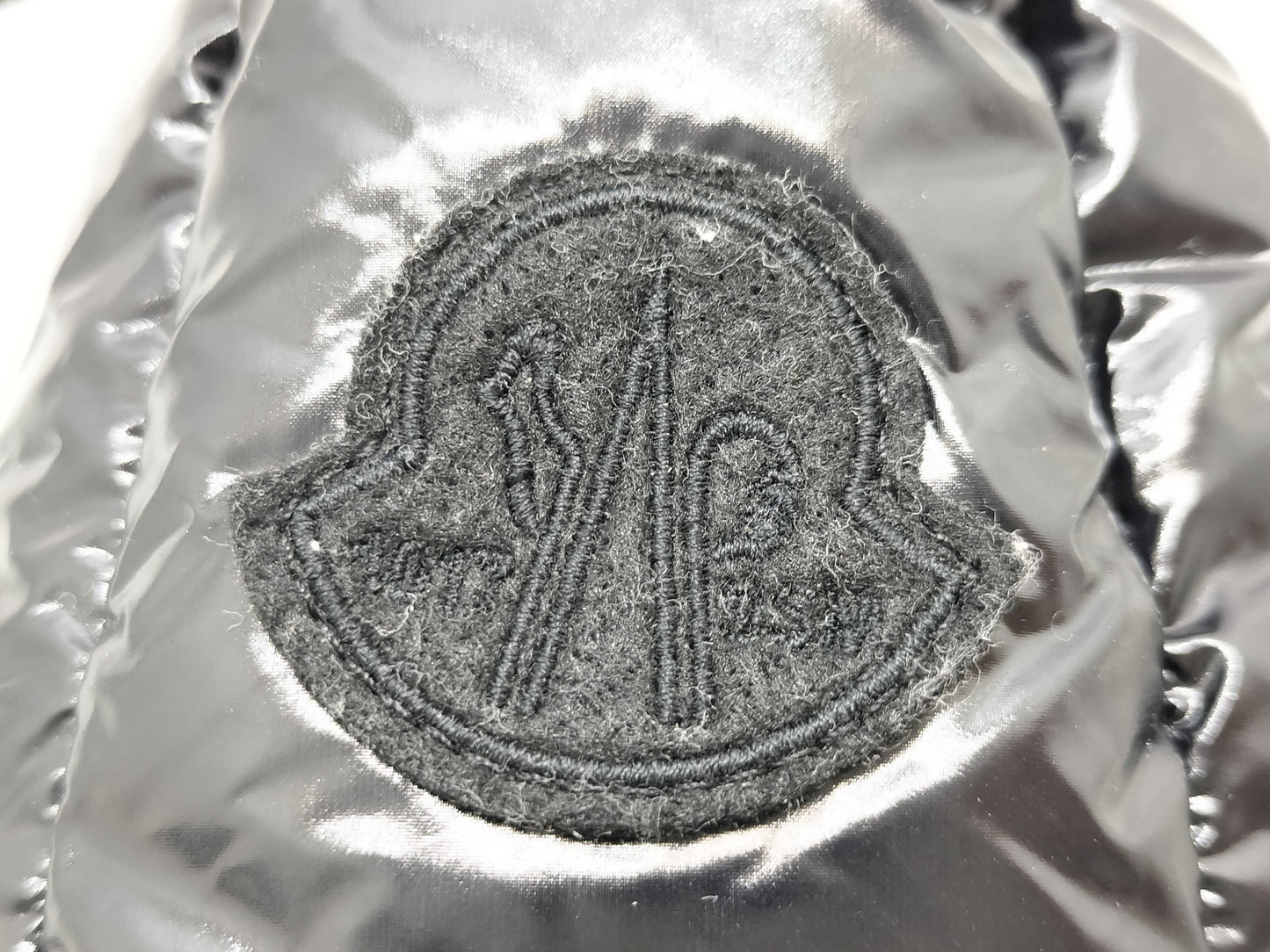MONCLER Moncler Shoulder Bag MONCLER Smartphone Shoulder Pouch