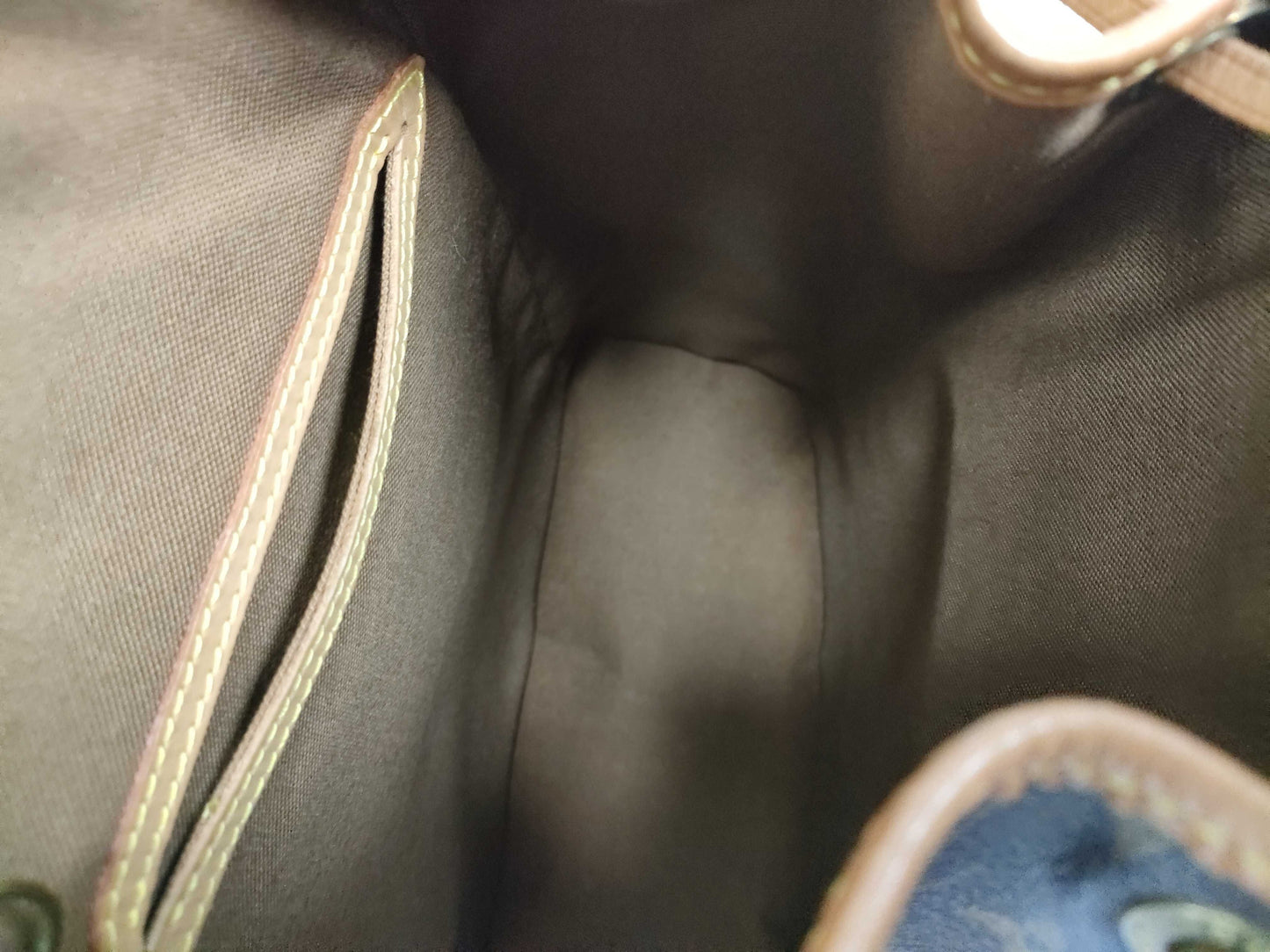 LOUIS VUITTON M 51136 Monogram LOUIS VUITTON Louis Vuitton Montsouris MM Monogram Backpack Rucksack M51136 Rucksack
