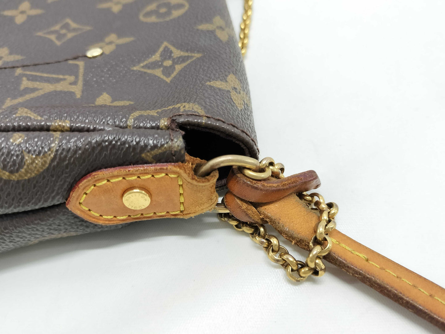 LOUIS VUITTON Favorite PM 2-way Shoulder Bag Monogram M40717 Brown with Gold Hardware, Canvas and Leather Shoulder Bag