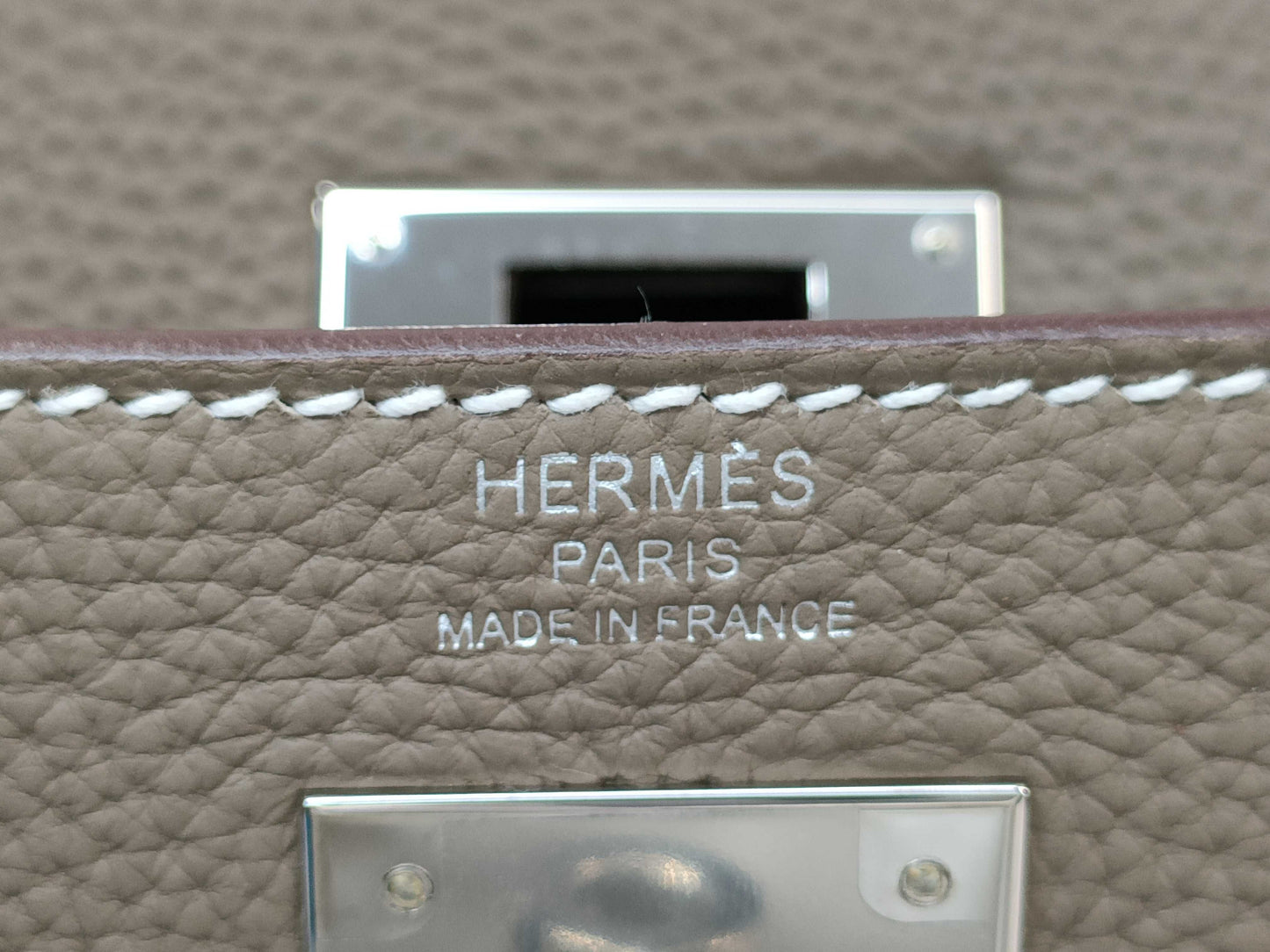 HERMES Kelly 28 Togo Etoupe Handbag with Silver Hardware and U Stamp