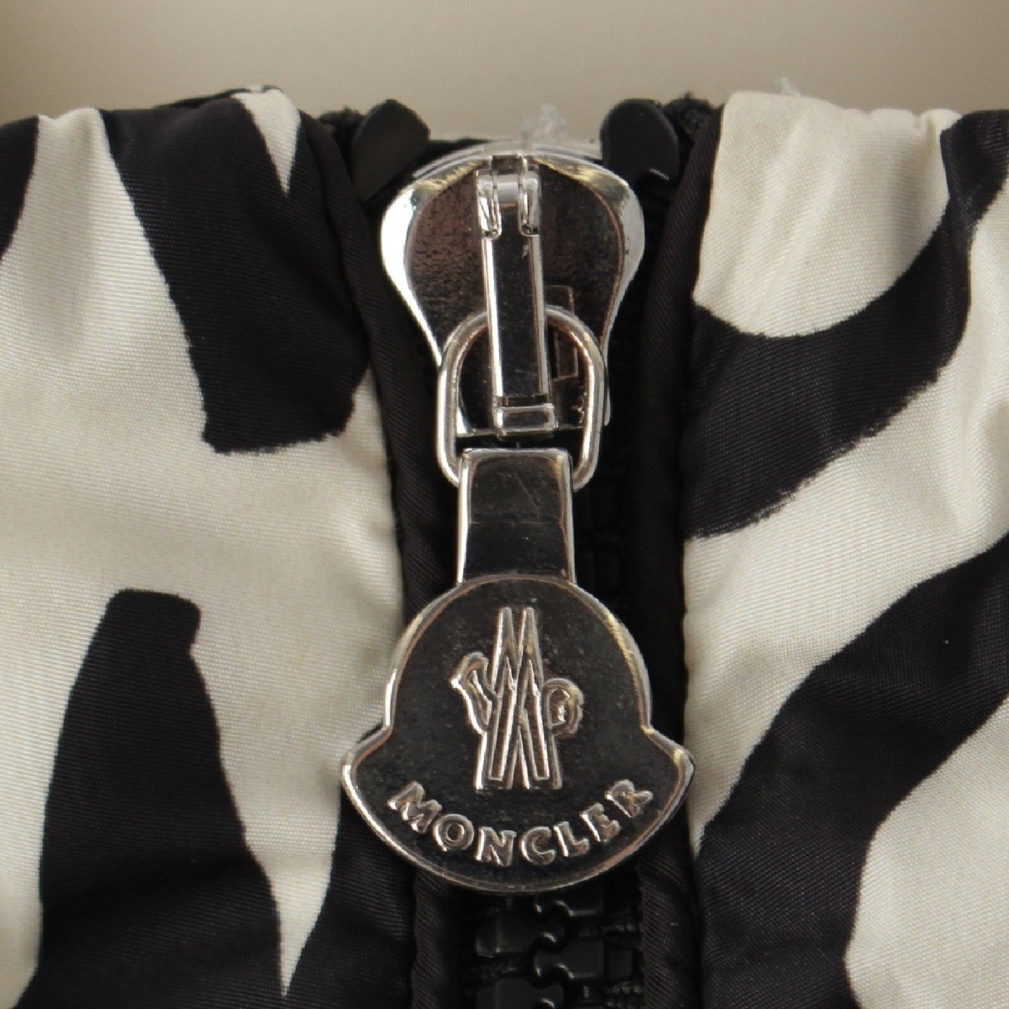 MONCLER HANOI Nylon Logo All-Over Print Hooded Nylon Jacket in Off-White and Black, Kids Size 12