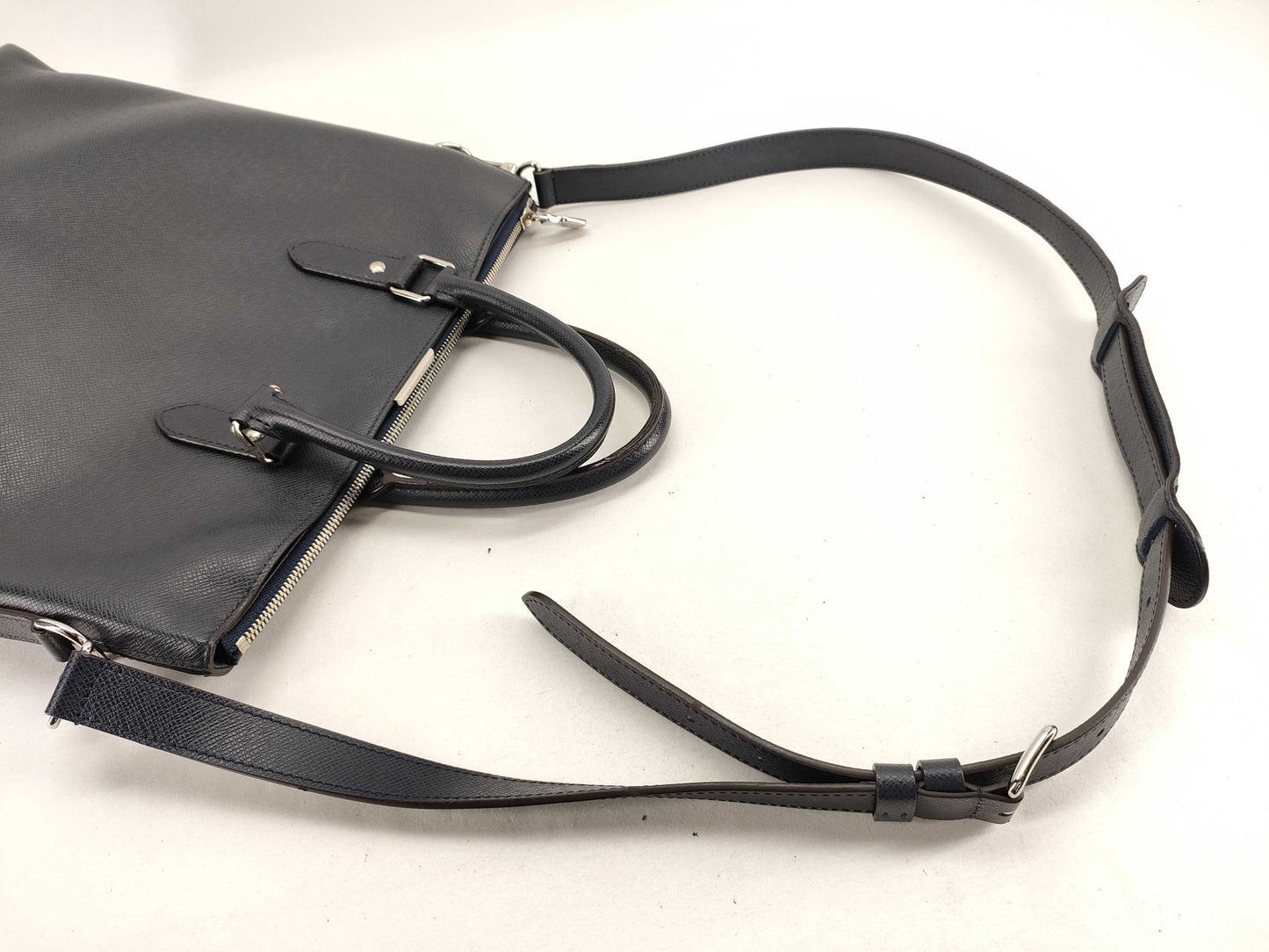 LOUIS VUITTON Monogram Louis Vuitton Taiga Anton 2-way Business Bag Tote Bag
