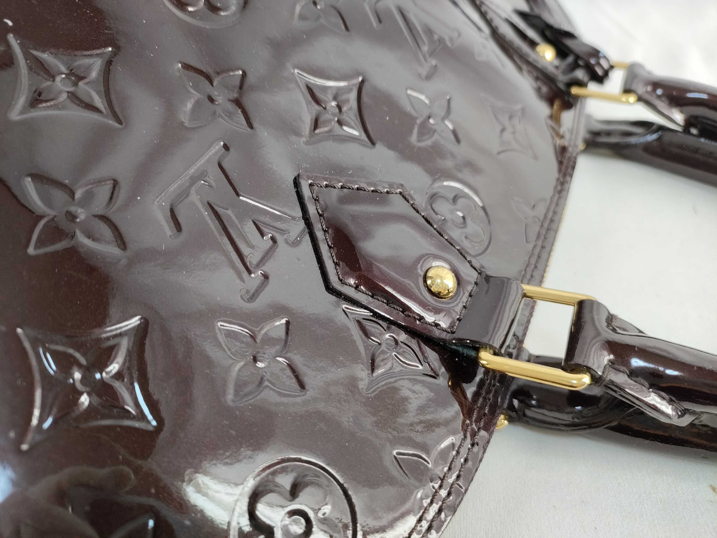LOUIS VUITTON M93595 Vernis Alma GM M93595 MI1181 Handbag
