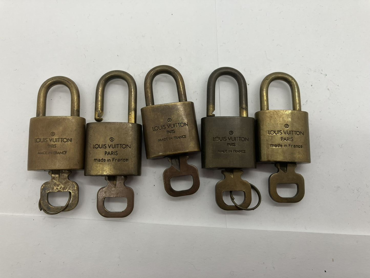 LOUIS VUITTON LOUIS VUITTON Louis Vuitton Cadena Padlock 10-Piece Set Other Accessories Other Accessories