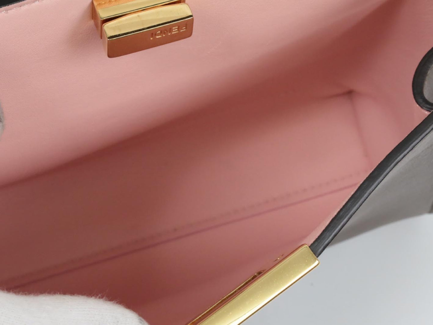 FENDI Peekaboo Essential Shoulder Bag