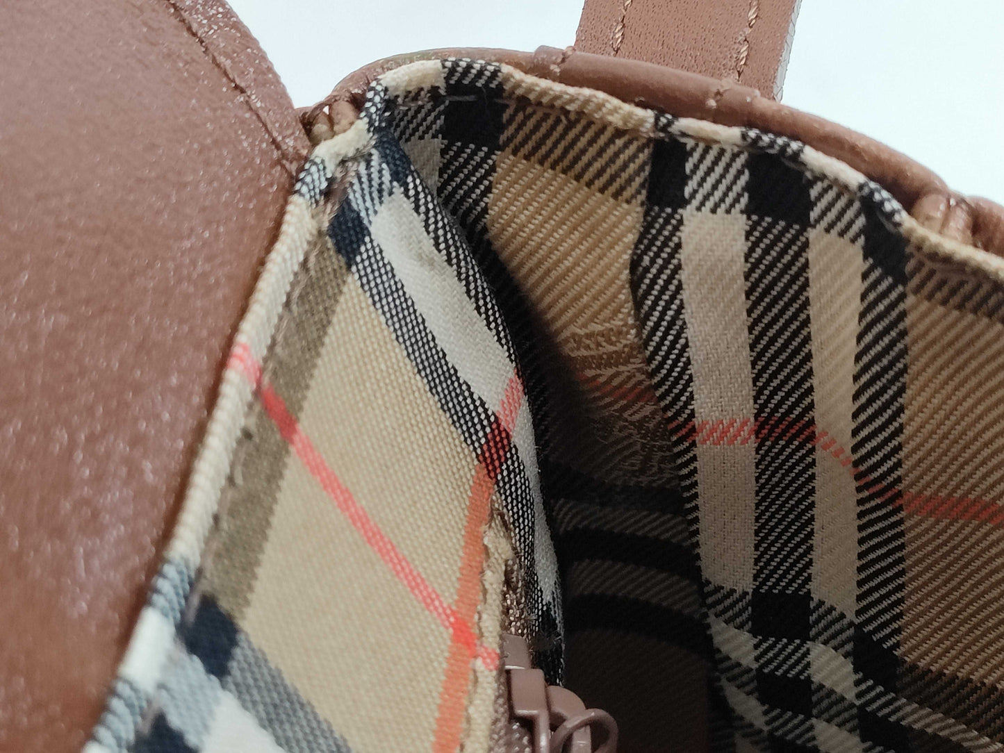 Burberrys Nova Check Leather Shoulder Bag Pochette Brown