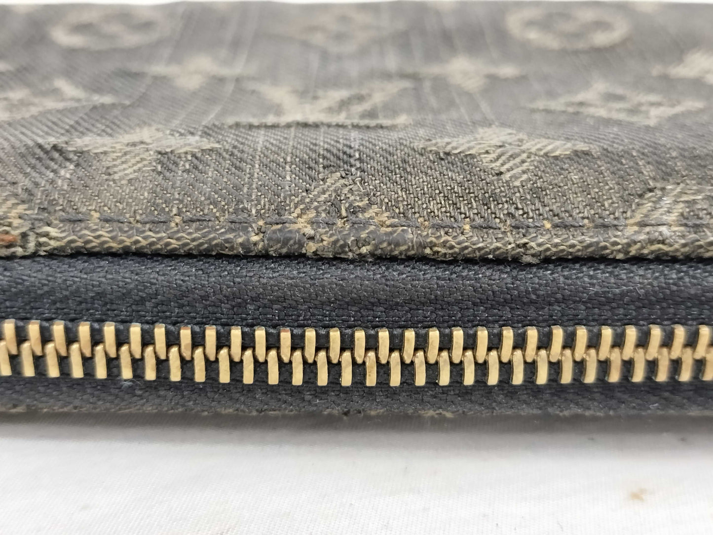 LOUIS VUITTON M95614 Monogram Denim Zippy Wallet Monogram Denim Wallet