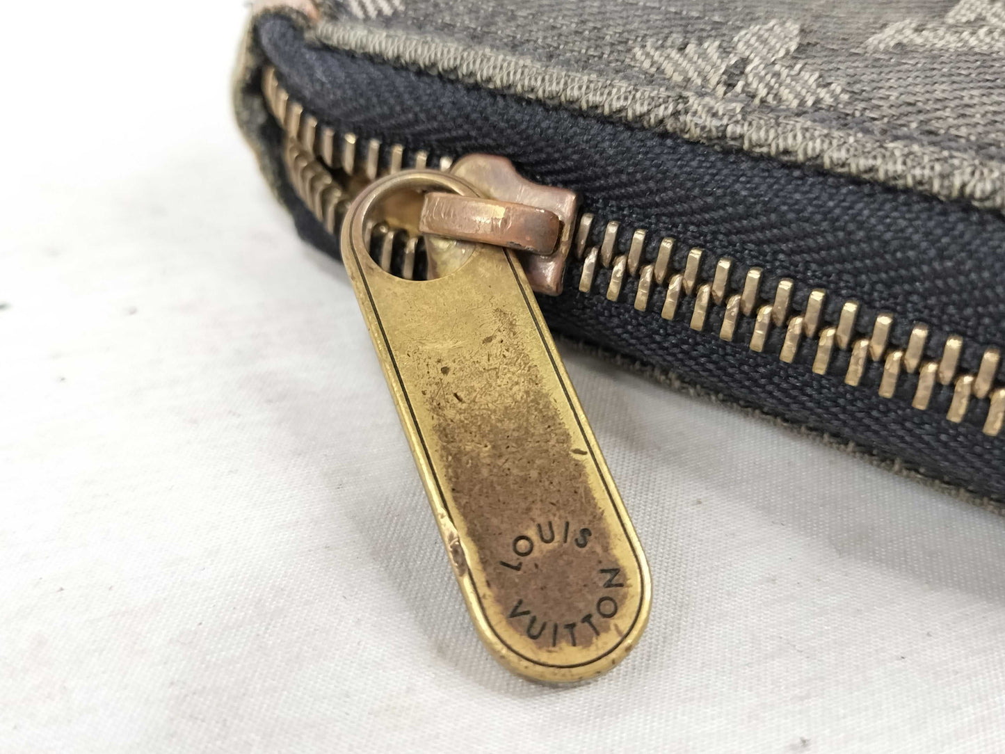 LOUIS VUITTON M95614 Monogram Denim Zippy Wallet Monogram Denim Wallet