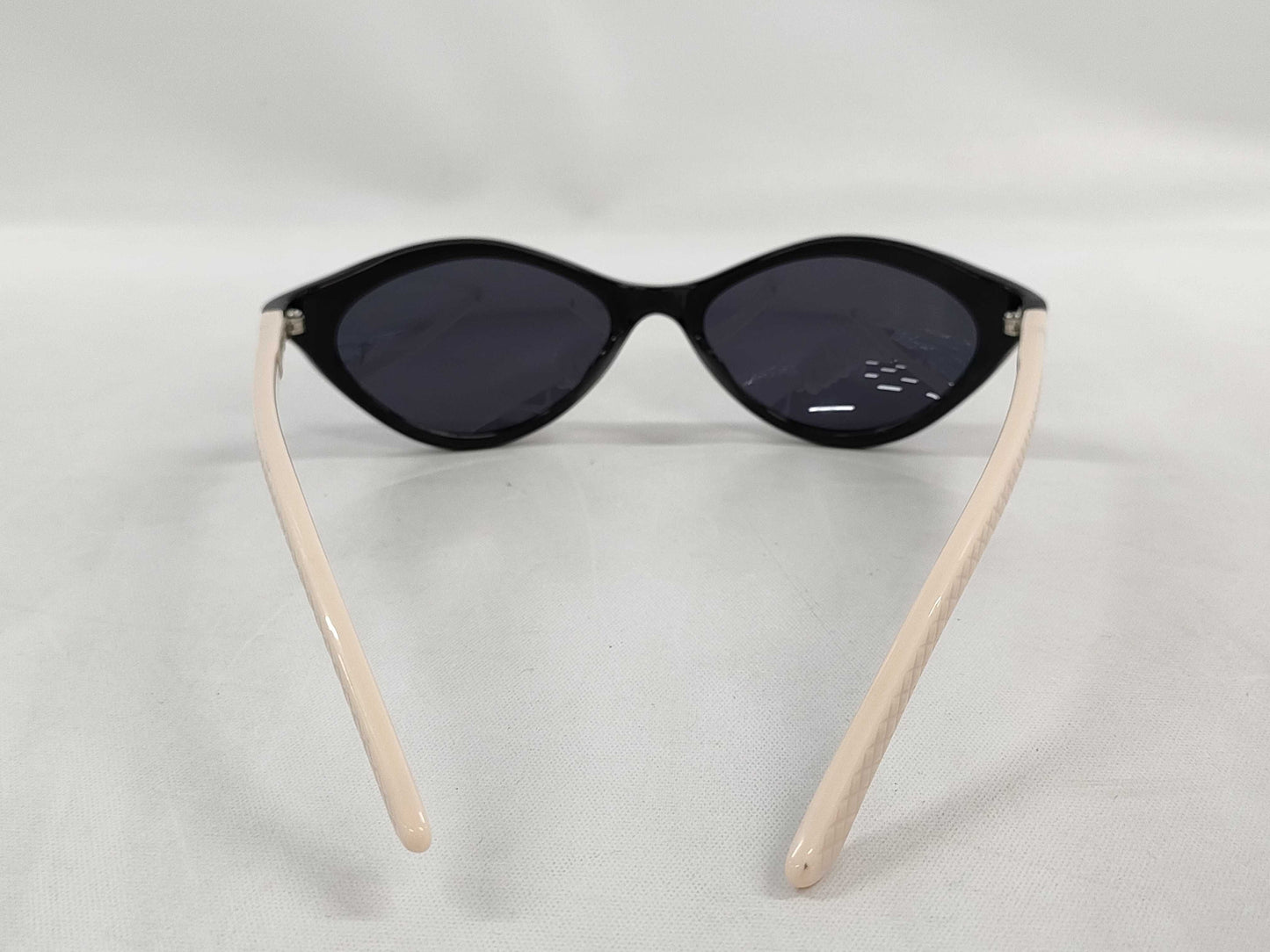 CHANEL sunglasses Sunglasses and glasses
