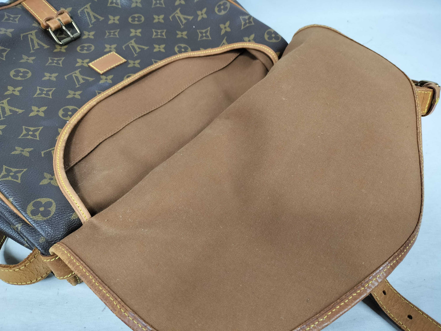 LOUIS VUITTON M42254 Monogram Saumur 35 M42254 Monogram Shoulder Bag