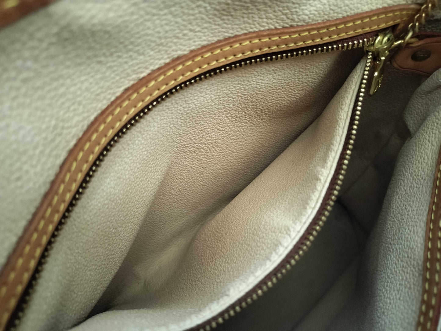 LOUIS VUITTON M42238 Monogram Bucket PM M42238 Monogram Tote Bag