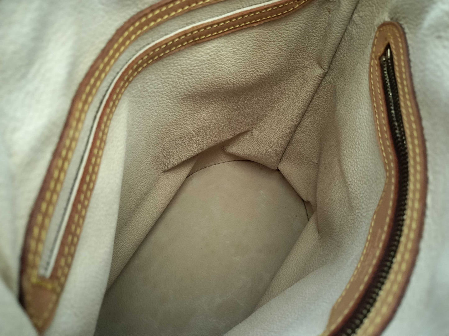 LOUIS VUITTON M42238 Monogram Bucket PM M42238 Monogram Tote Bag