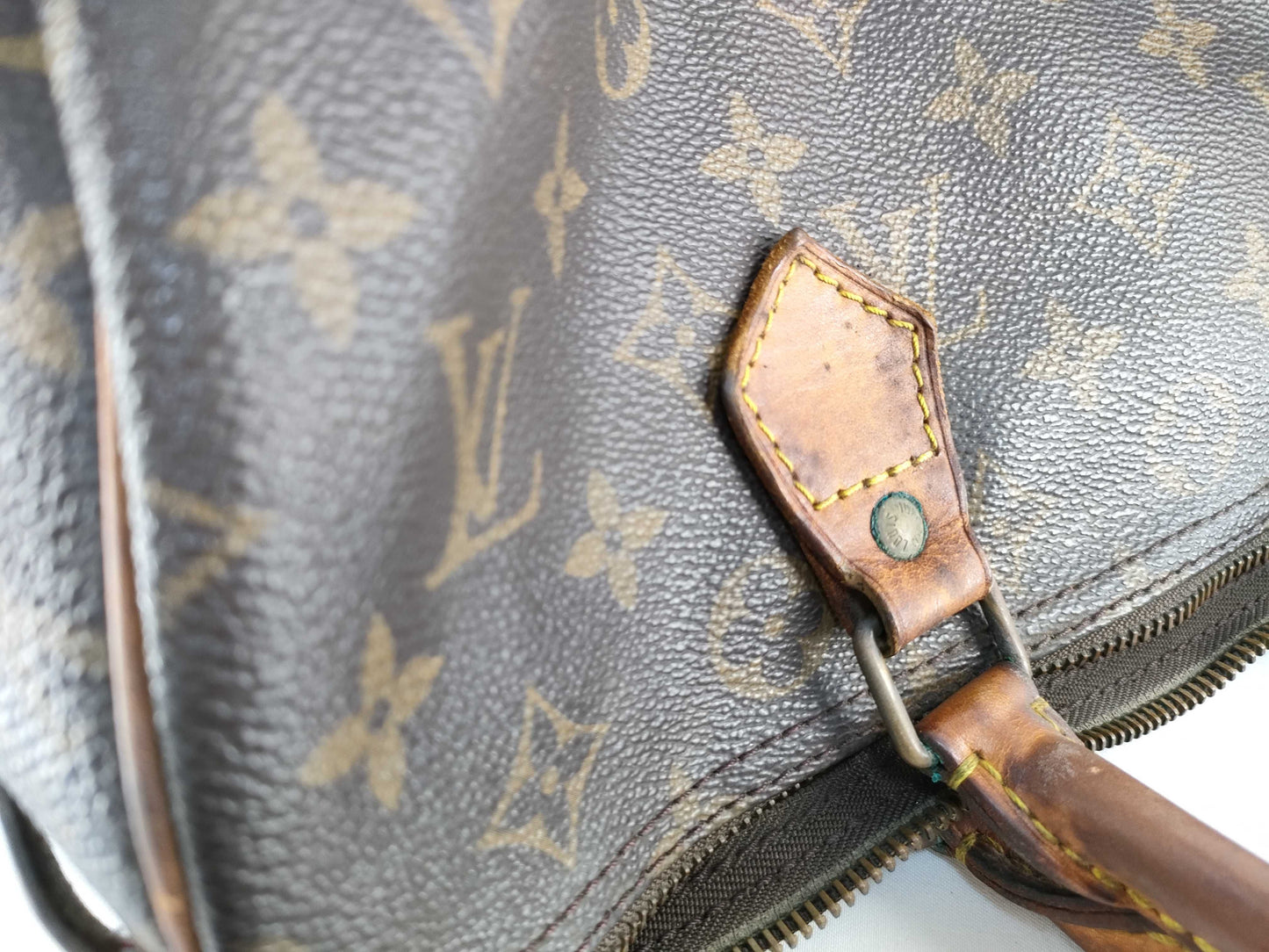 LOUIS VUITTON M41526 Monogram Speedy 30 M41526 Monogram Handbag
