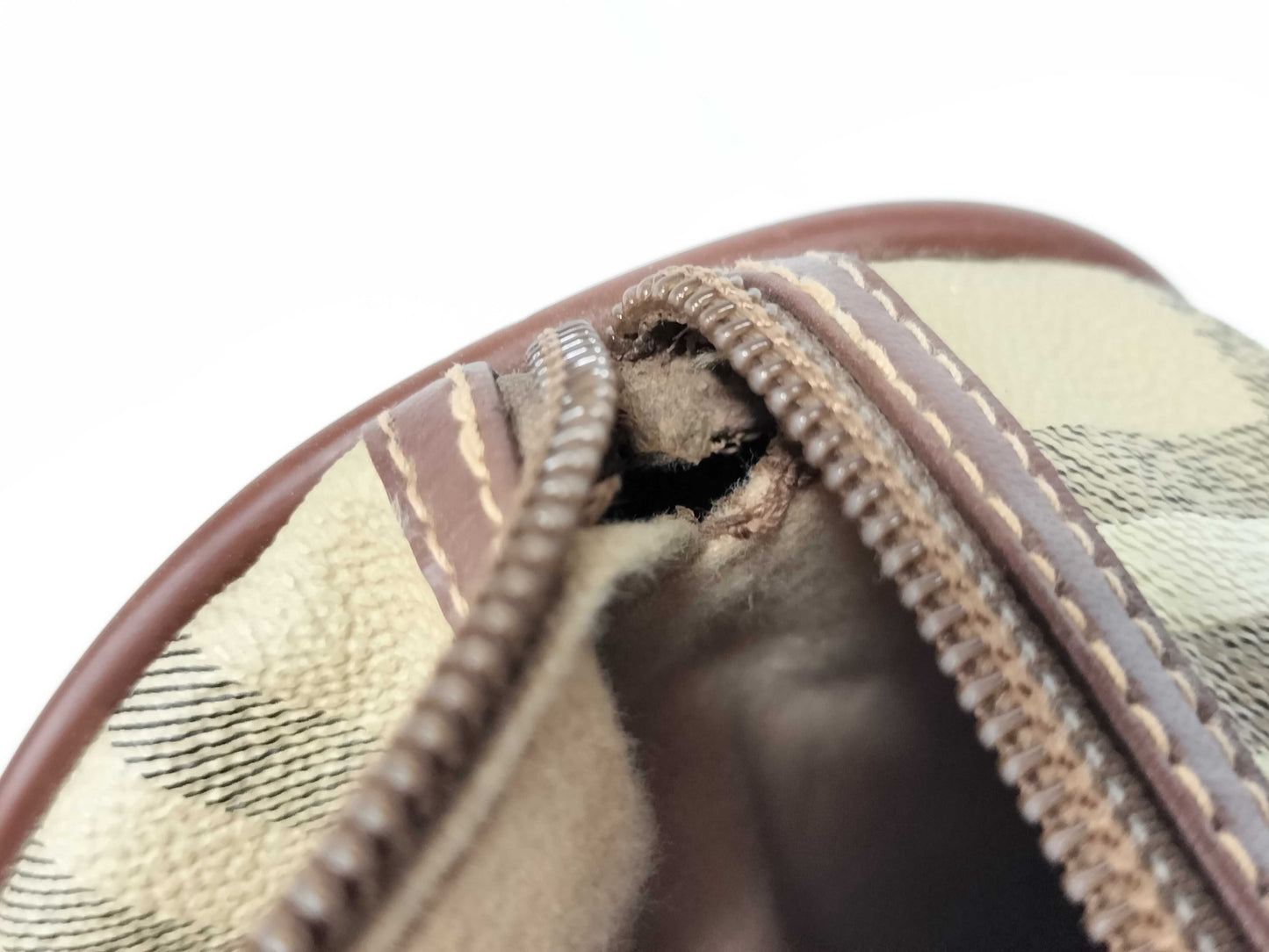 Burberrys Mini Boston Bag Boston Bag