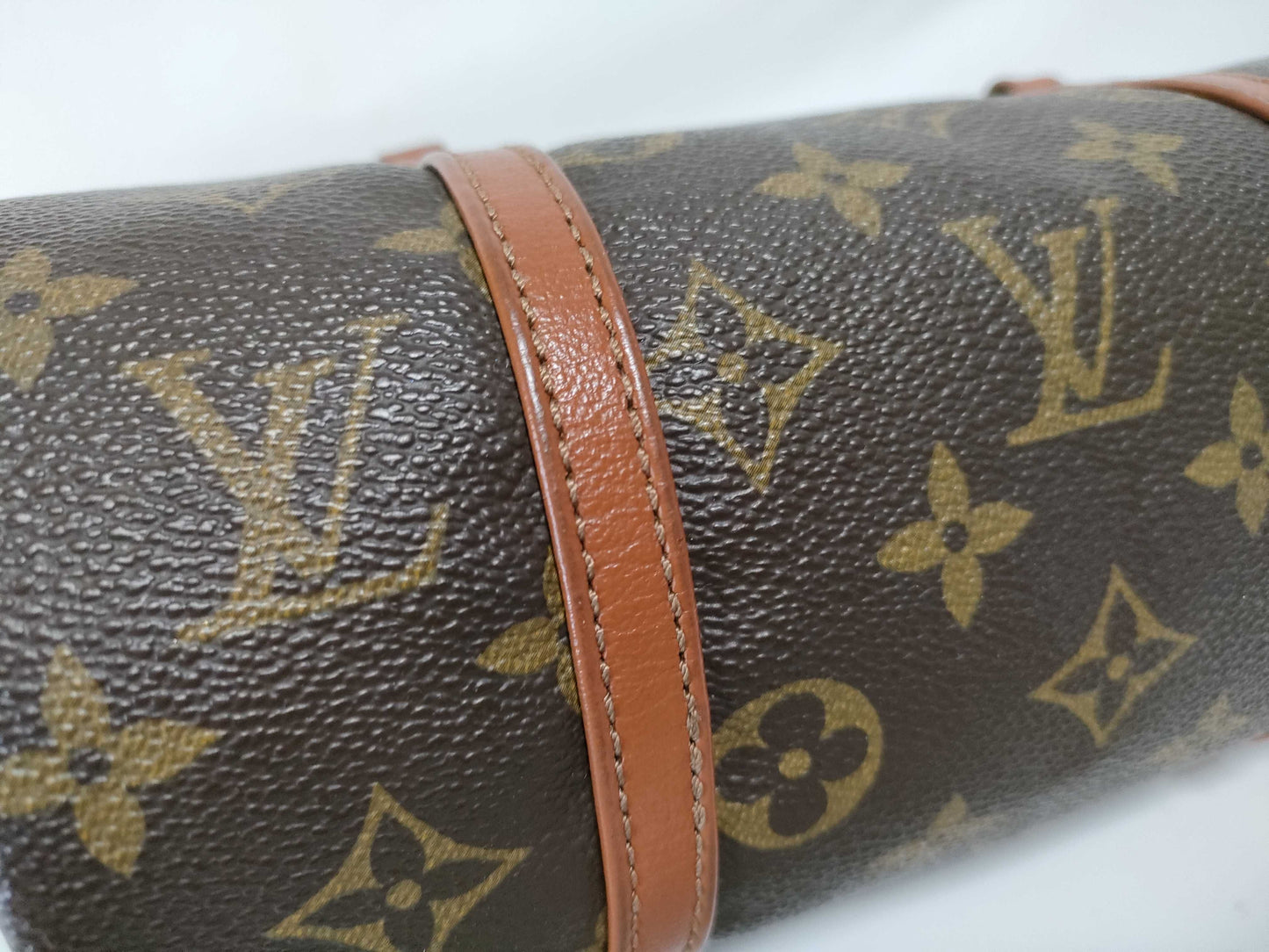 LOUIS VUITTON Monogram Papillon 22 Handbag