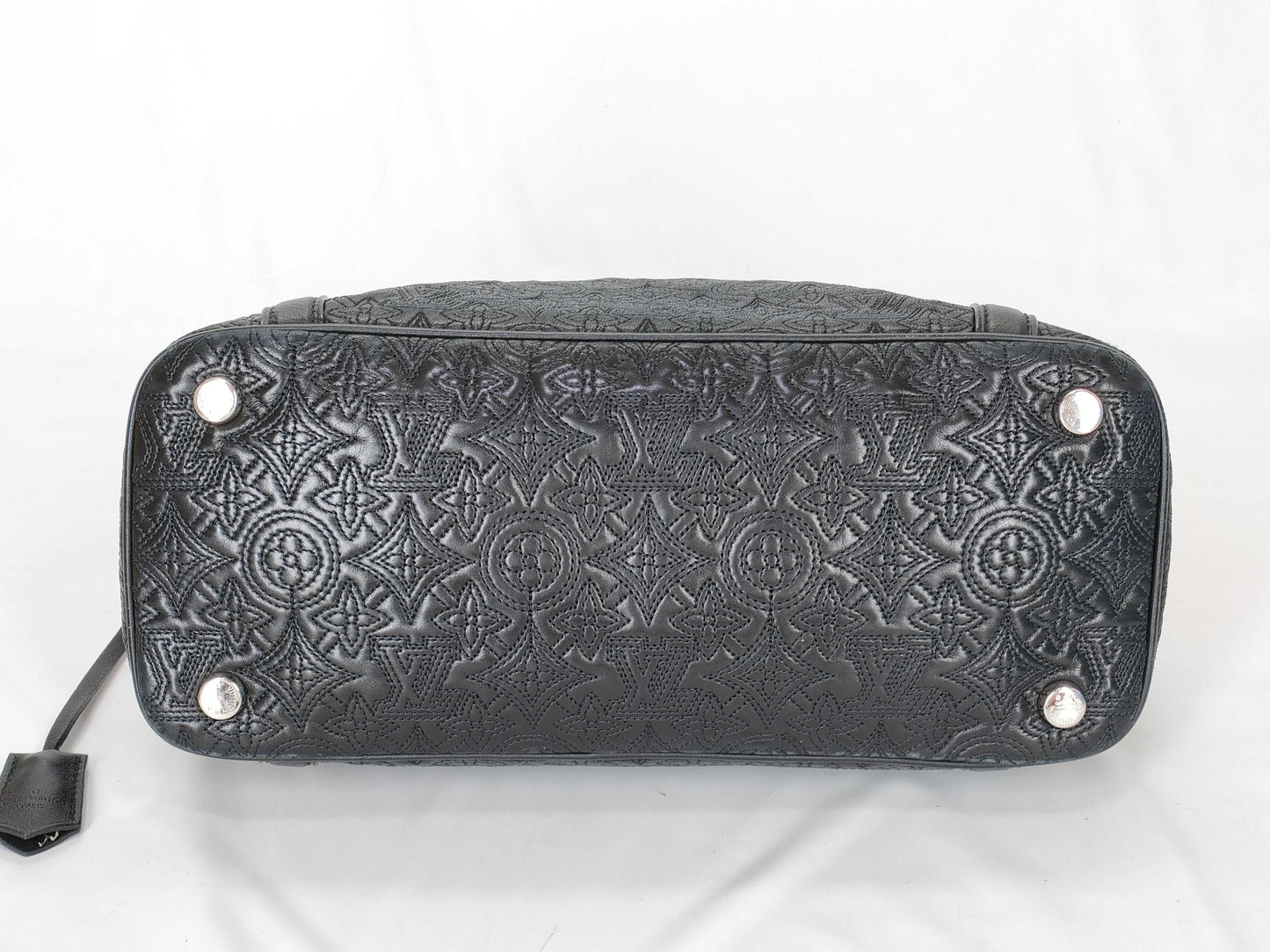 LOUIS VUITTON M 97071 Louis Vuitton M97071 Ixia PM Monogram Antia Handbag