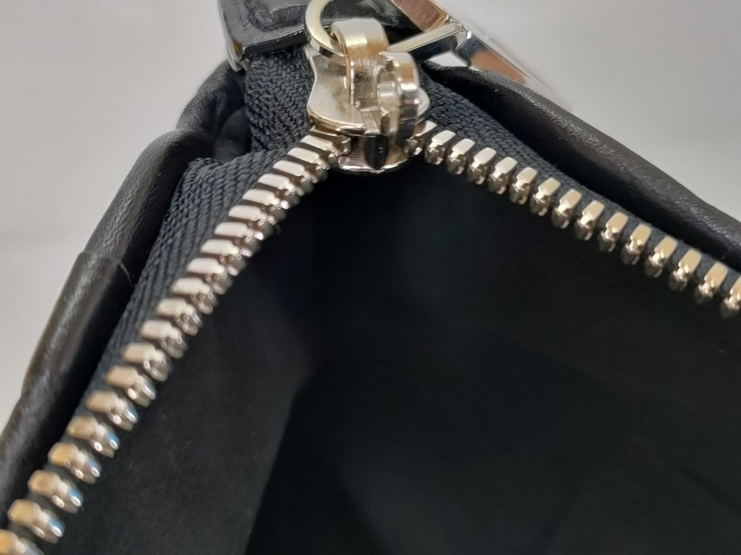 LOUIS VUITTON M 97071 Louis Vuitton M97071 Ixia PM Monogram Antia Handbag