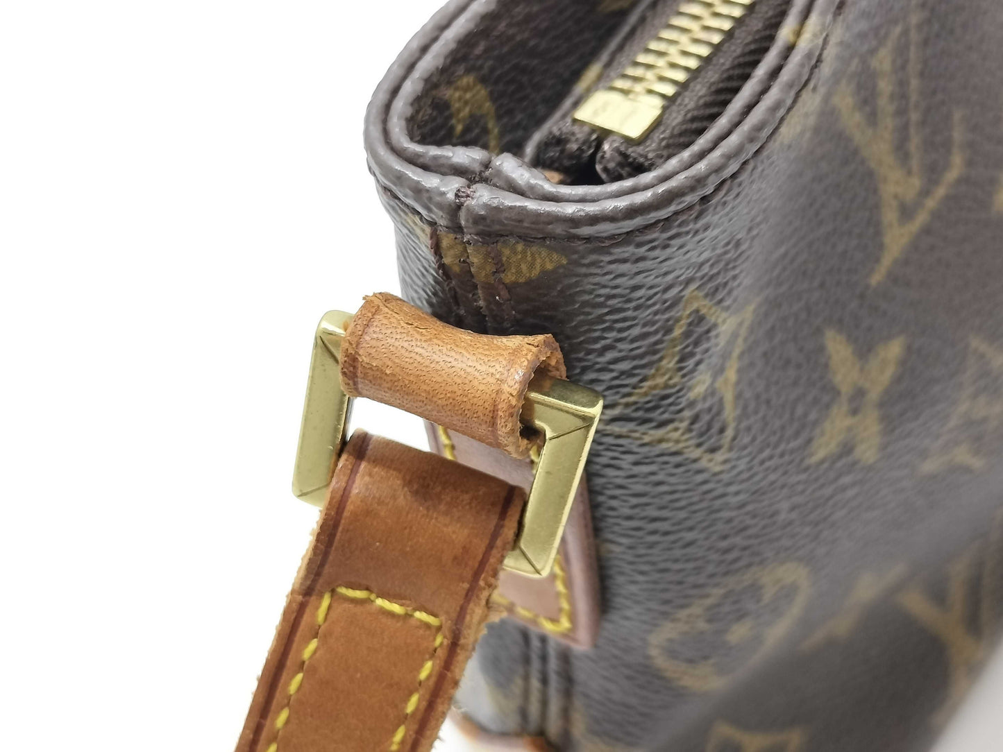 LOUIS VUITTON M51240 Monogram Trotter Shoulder Bag