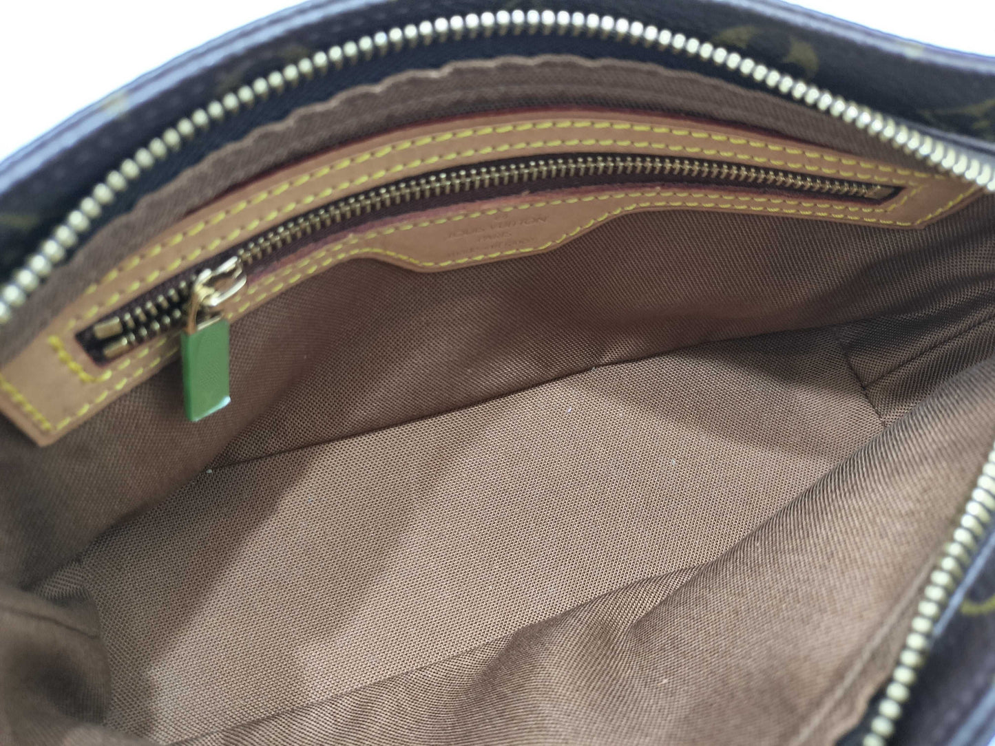 LOUIS VUITTON M51240 Monogram Trotter Shoulder Bag
