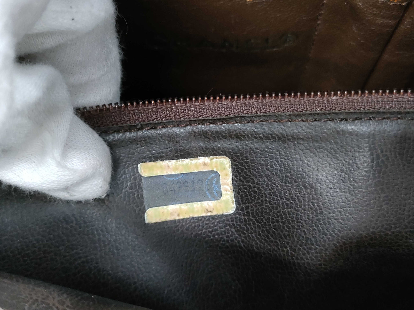 CHANEL Crocodile Chain Shoulder Bag with Seal
