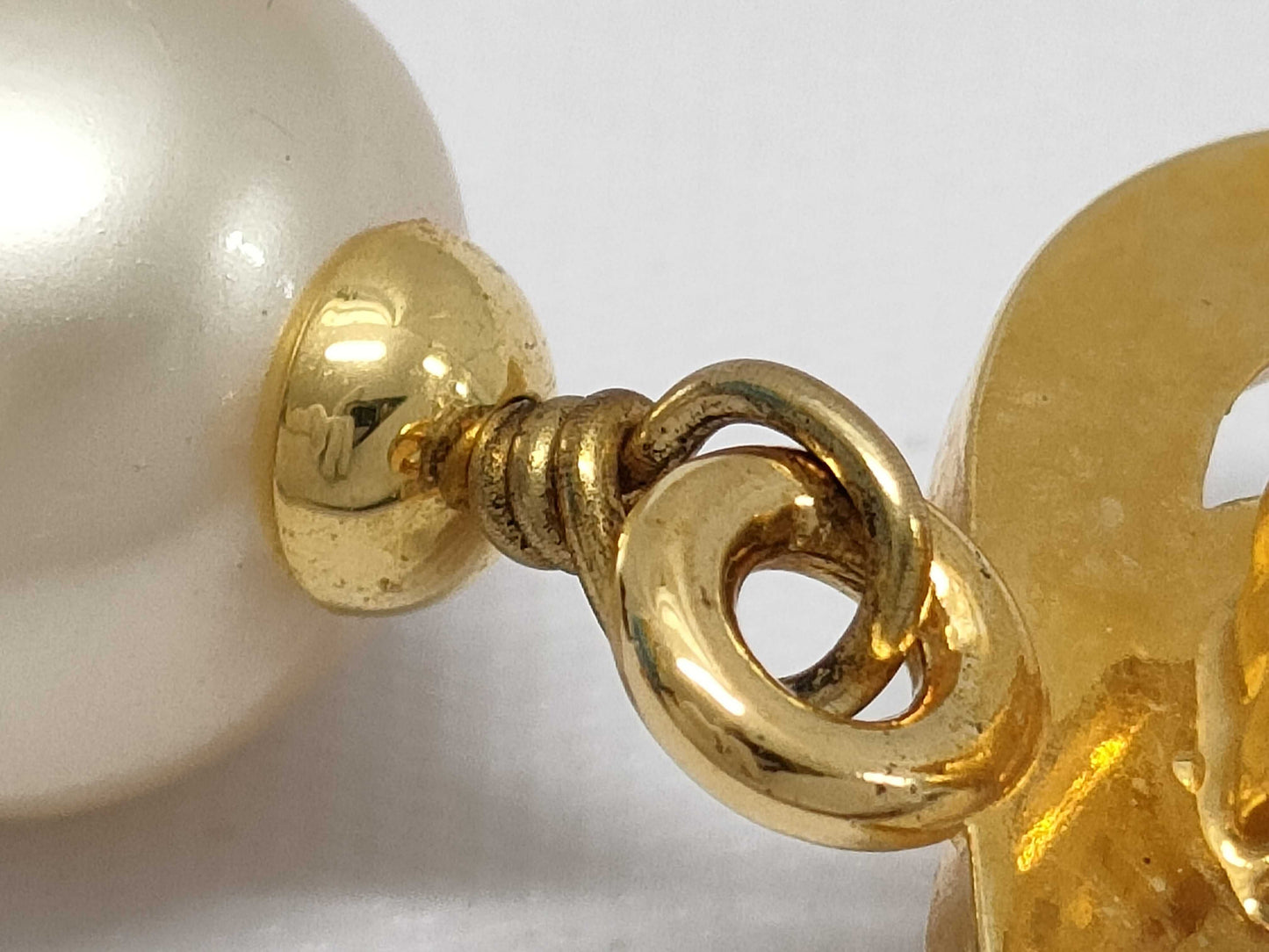 CHANEL Turnlock Pearl and Gold Earrings 96A Earrings