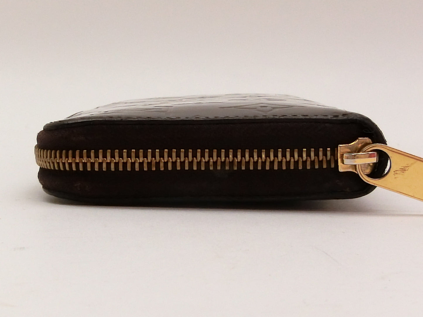 LOUIS VUITTON Vernis Amaranth Zippy Wallet