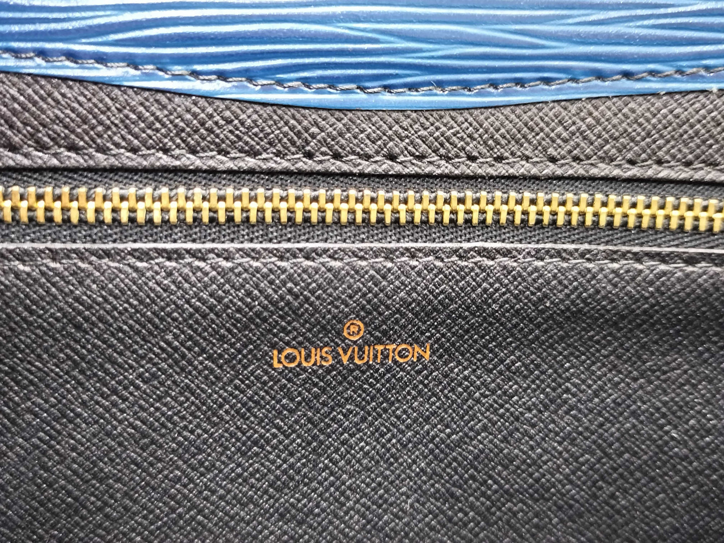 LOUIS VUITTON M52635 Epi Leather LV Art Deco M52635 Clutch Bag