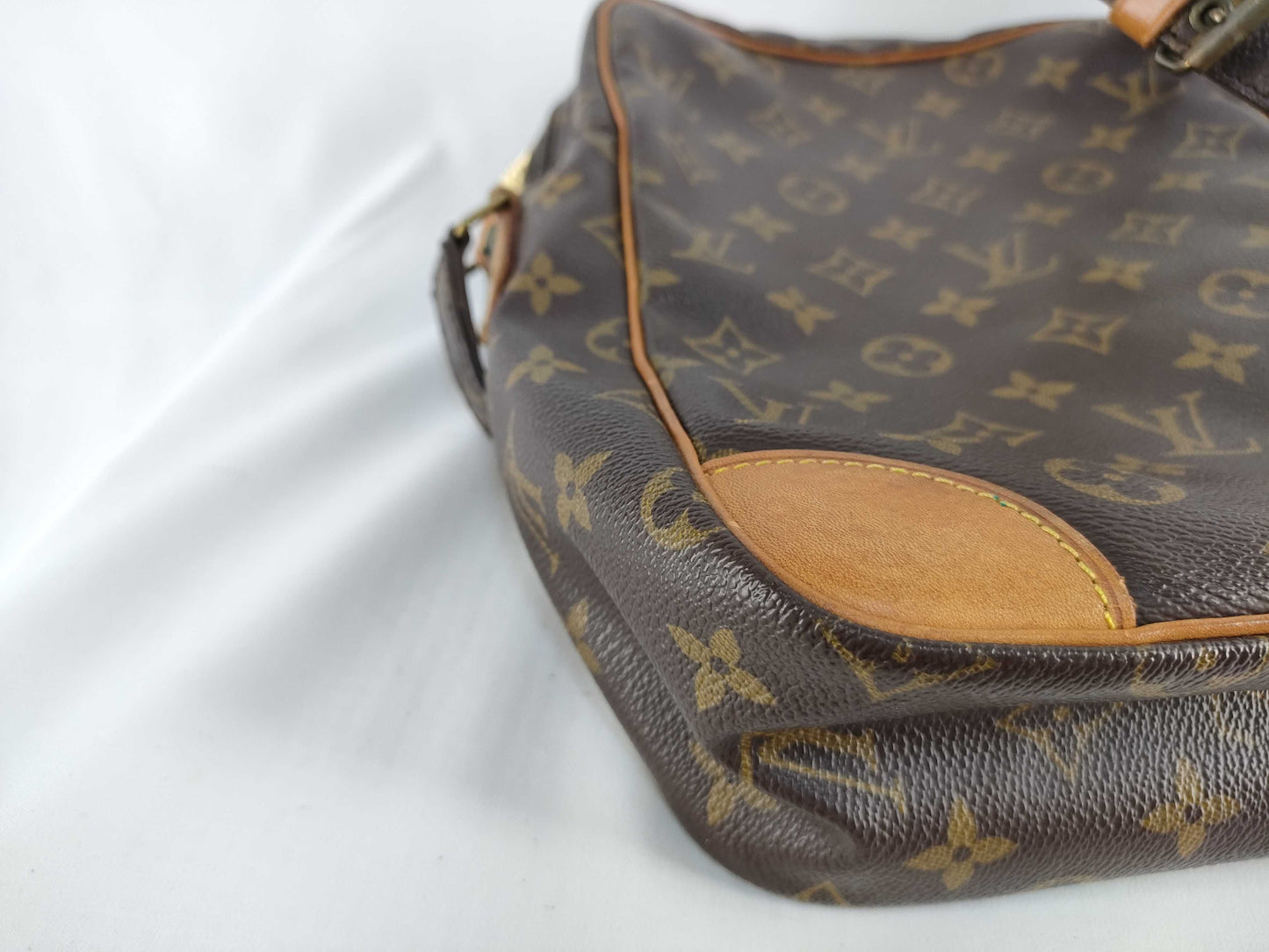 LOUIS VUITTON M45262 Monogram Danube GM M45262 Shoulder Bag