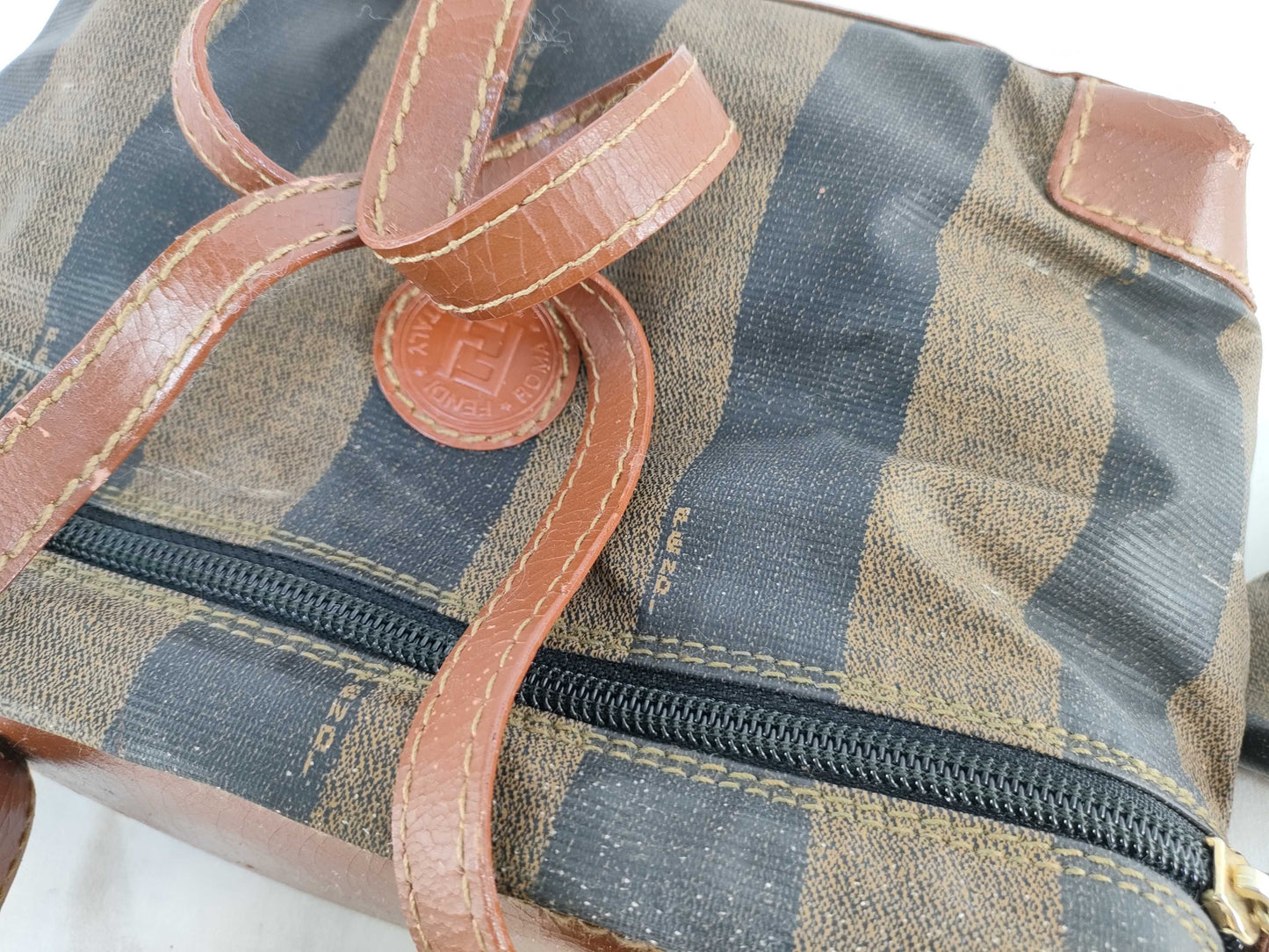 FENDI Pecan 2-way hand/shoulder bag with pouch