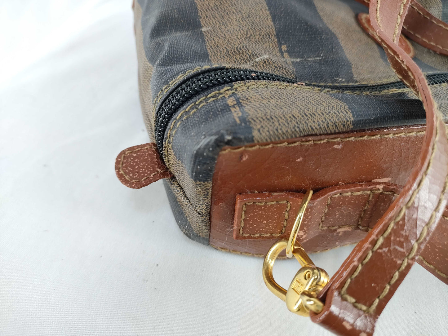 FENDI Pecan 2-way hand/shoulder bag with pouch