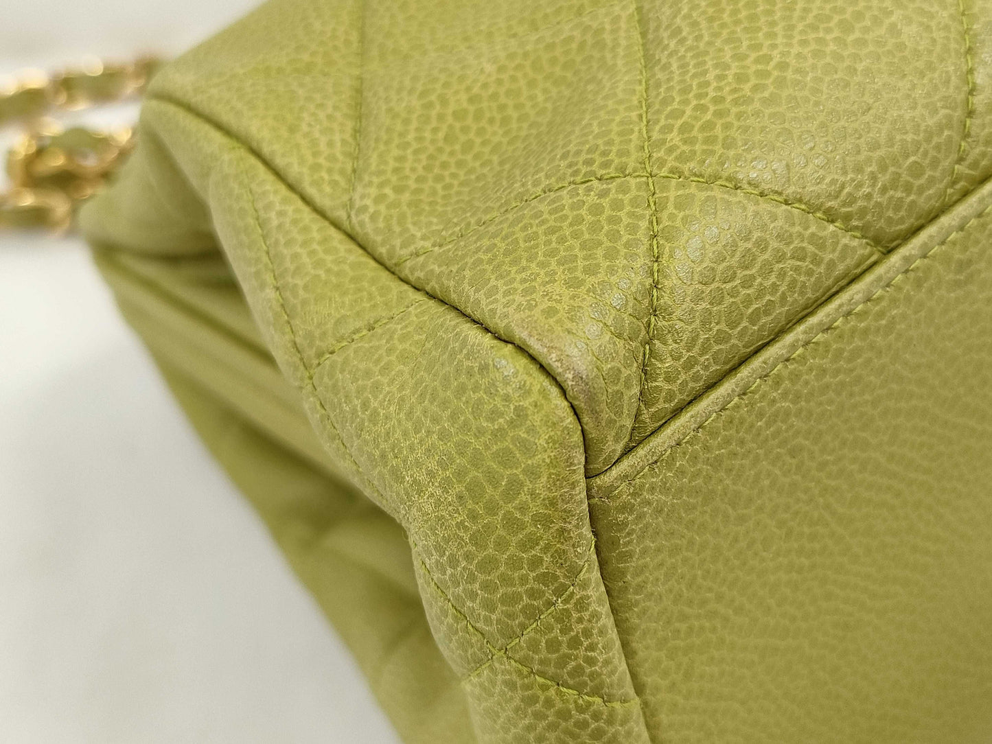 CHANEL Caviar Flap Handbag Green