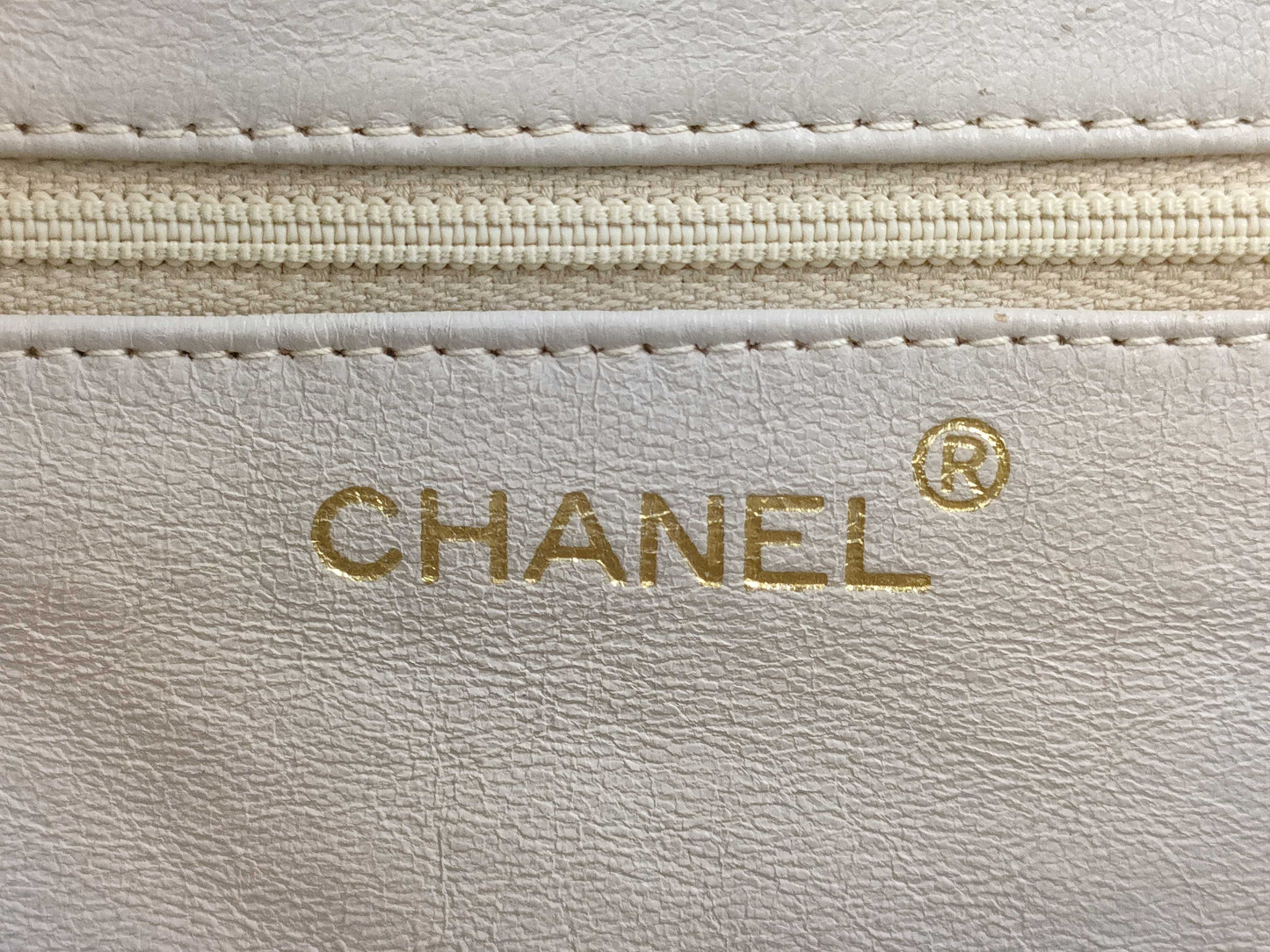 CHANEL Caviar Flap Handbag Green