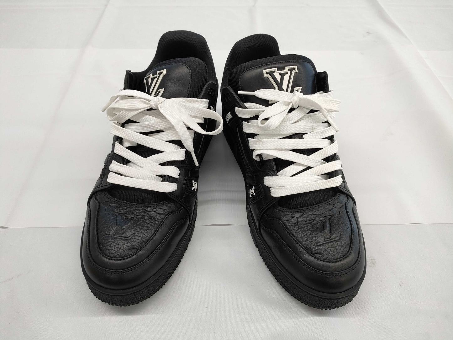 LOUIS VUITTON LOUIS VUITTON Men's Sneakers 1AARF2 Trainer Line Sneakers Monogram Size 7 1/2 Sneakers