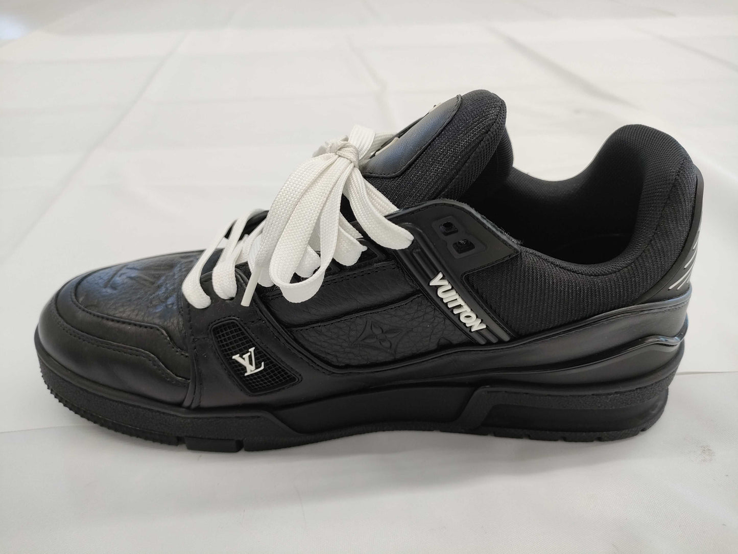 LOUIS VUITTON LOUIS VUITTON Men's Sneakers 1AARF2 Trainer Line Sneakers Monogram Size 7 1/2 Sneakers