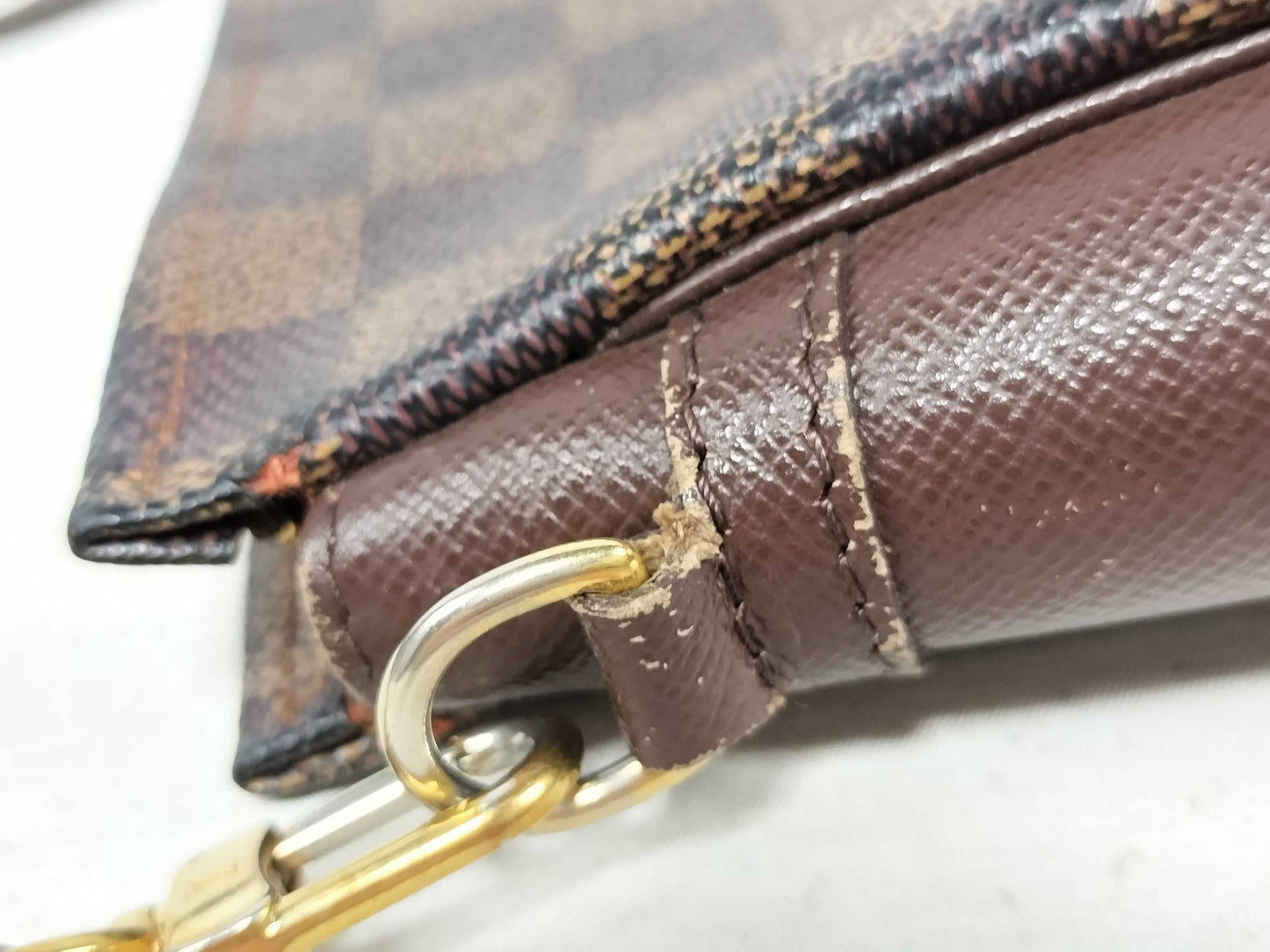 LOUIS VUITTON N5198 Damier LV Shoulder Bag
