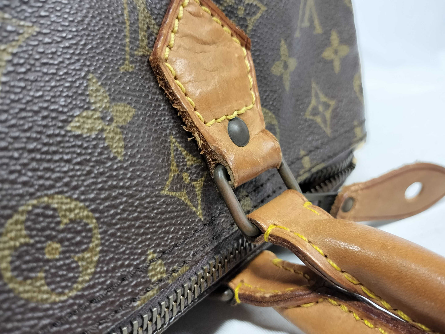 LOUIS VUITTON M41526 Monogram LV Handbag