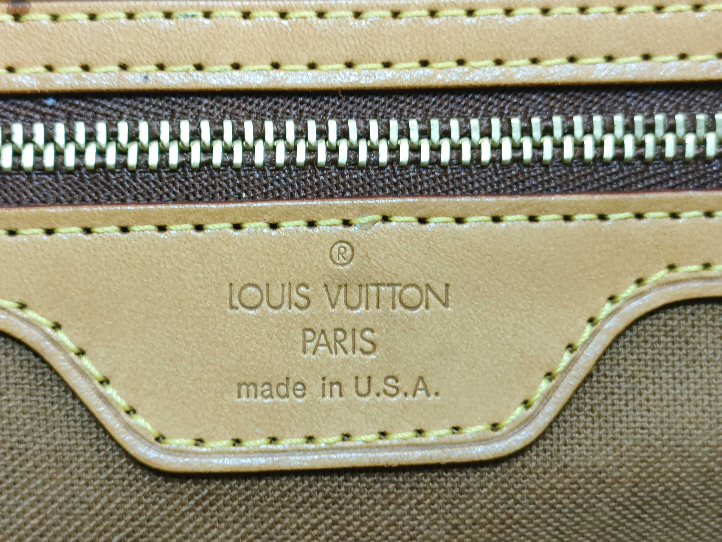 LOUIS VUITTON M51148 Monogram LV Tote Bag