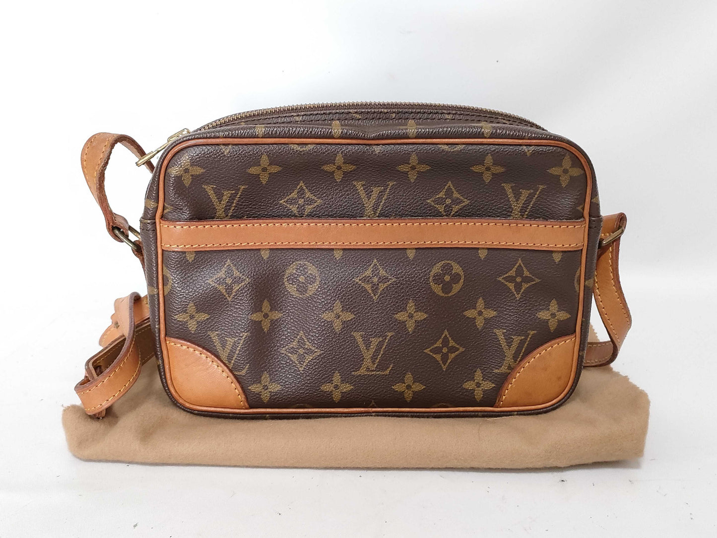 LOUIS VUITTON M 51276 Monogram LV Shoulder Bag
