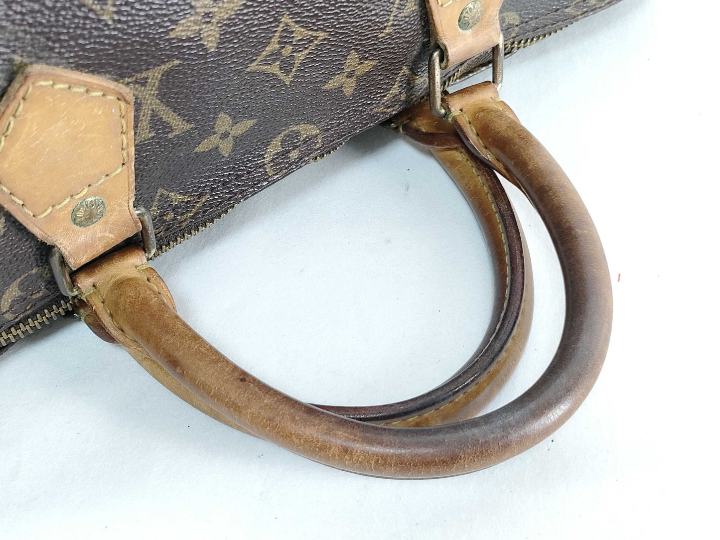 LOUIS VUITTON M41524 Monogram LV Handbag