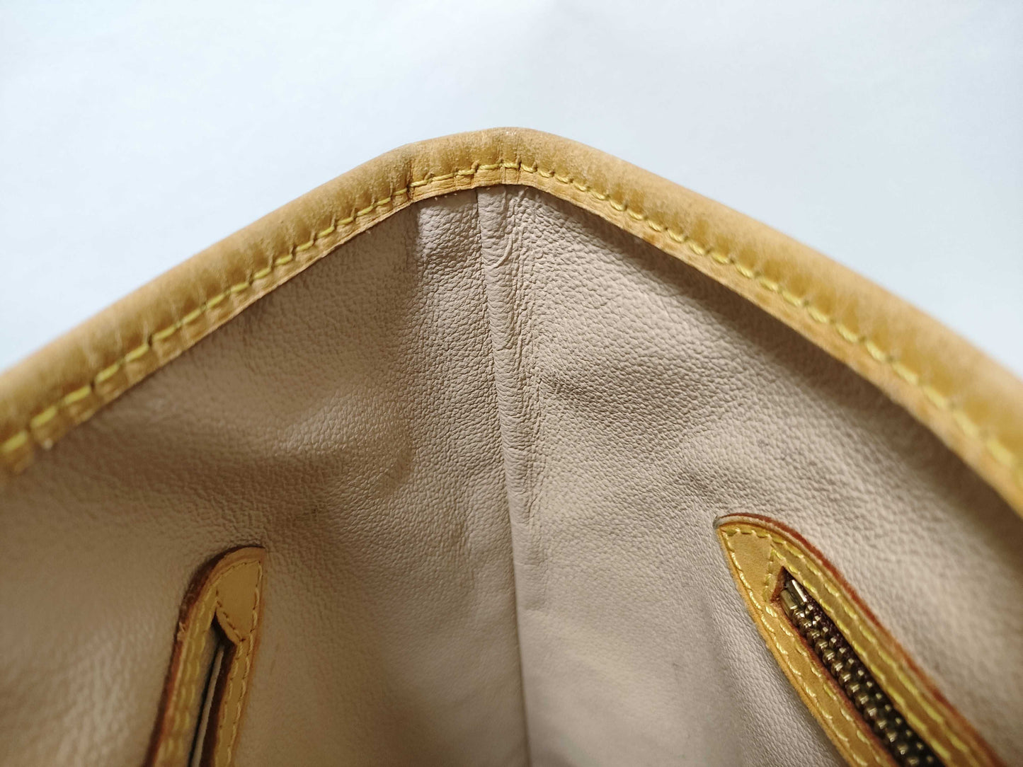 LOUIS VUITTON M42236 Monogram Monogram Vuitton Tote Bag
