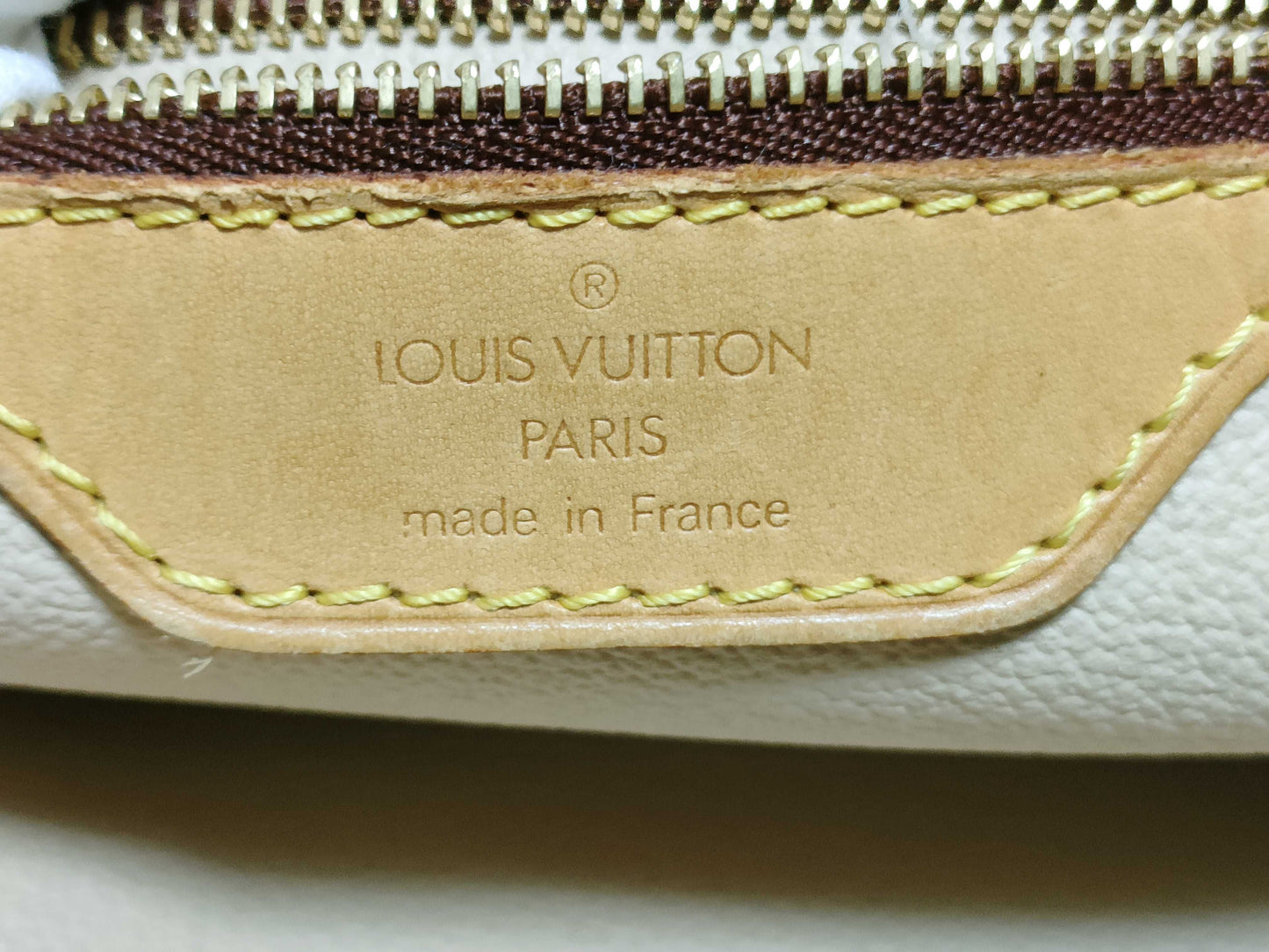 LOUIS VUITTON M42236 Monogram Monogram Vuitton Tote Bag