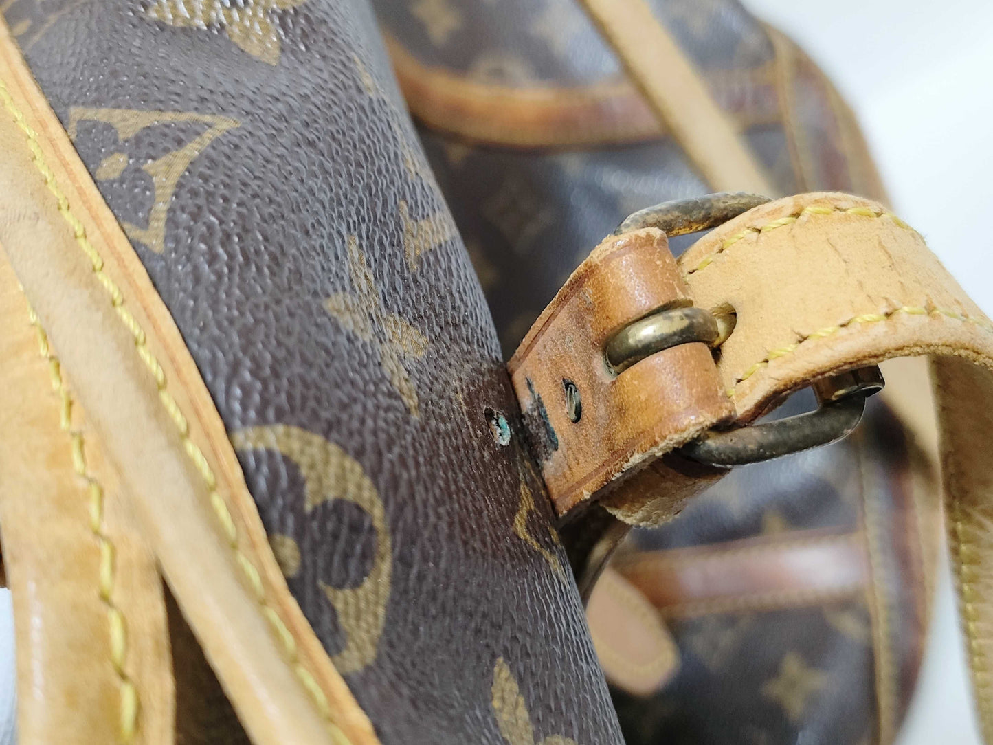 LOUIS VUITTON M42236 Monogram Monogram Vuitton Tote Bag