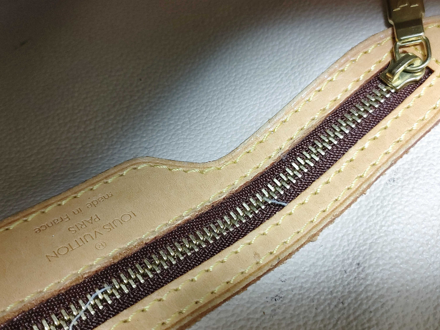 LOUIS VUITTON M42236 Monogram Monogram Vuitton Tote Bag