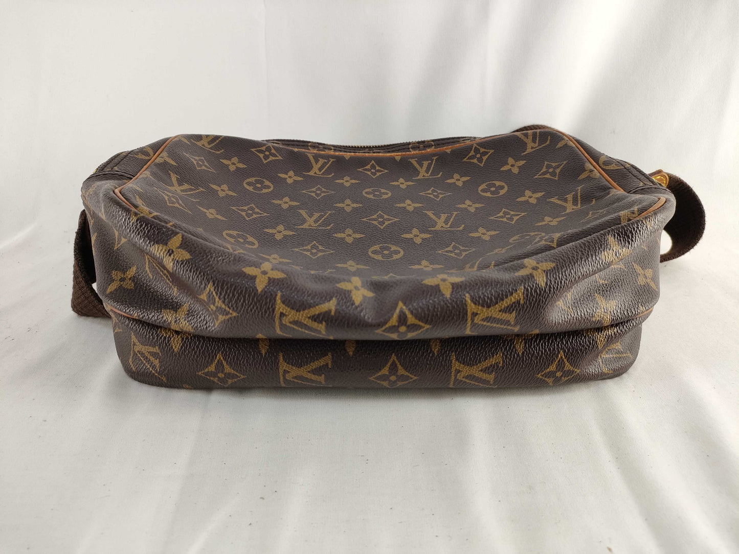 LOUIS VUITTON Monogram LV Reporter Shoulder Bag