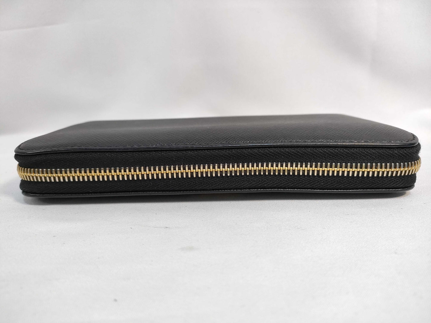 PRADA Prada long wallet with round zipper, black