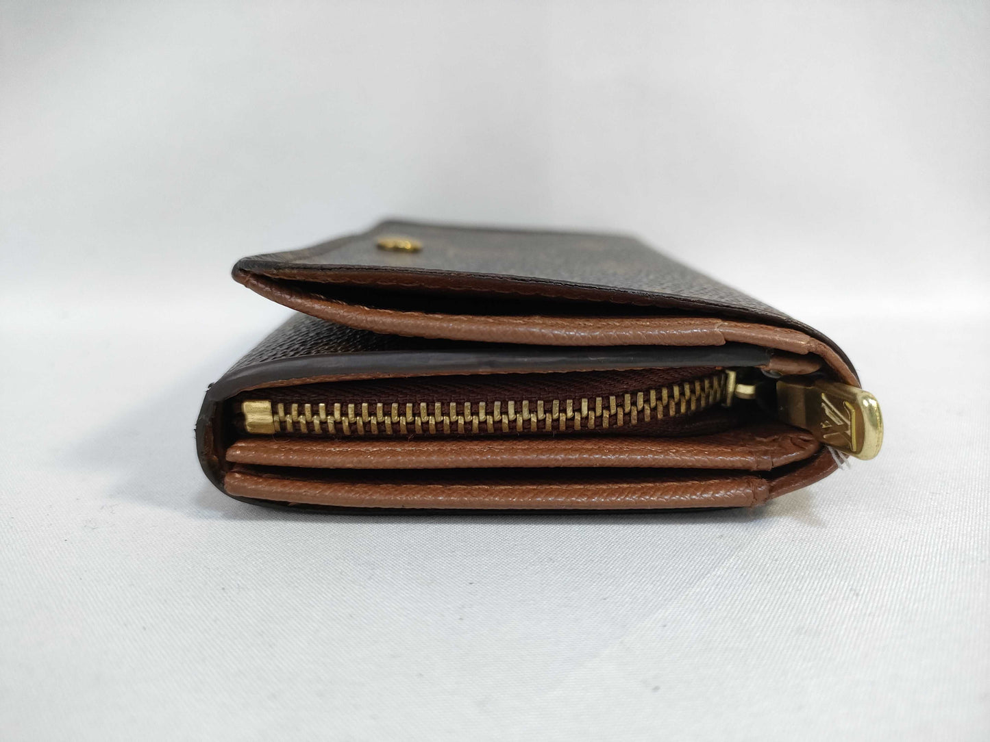 LOUIS VUITTON M61730 Monogram Louis Vuitton Bifold Wallet